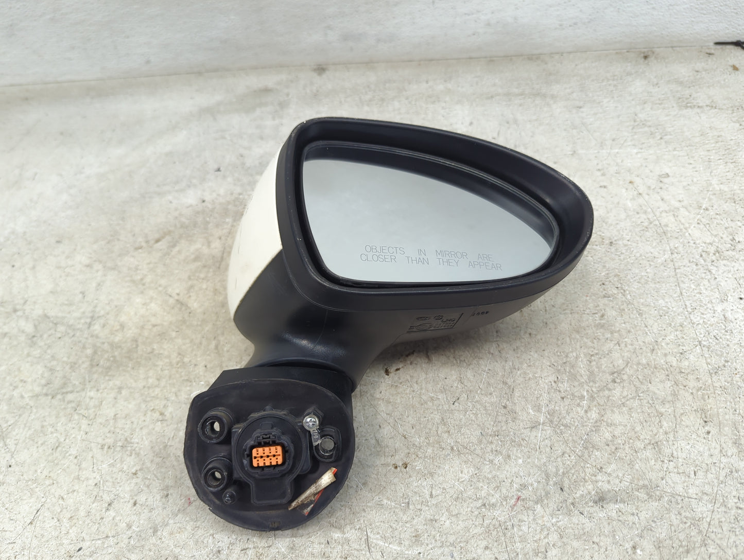 2014-2017 Kia Rio Passenger Side View Mirror - Right Door Mirror OEM Used - Oemusedautoparts1.com