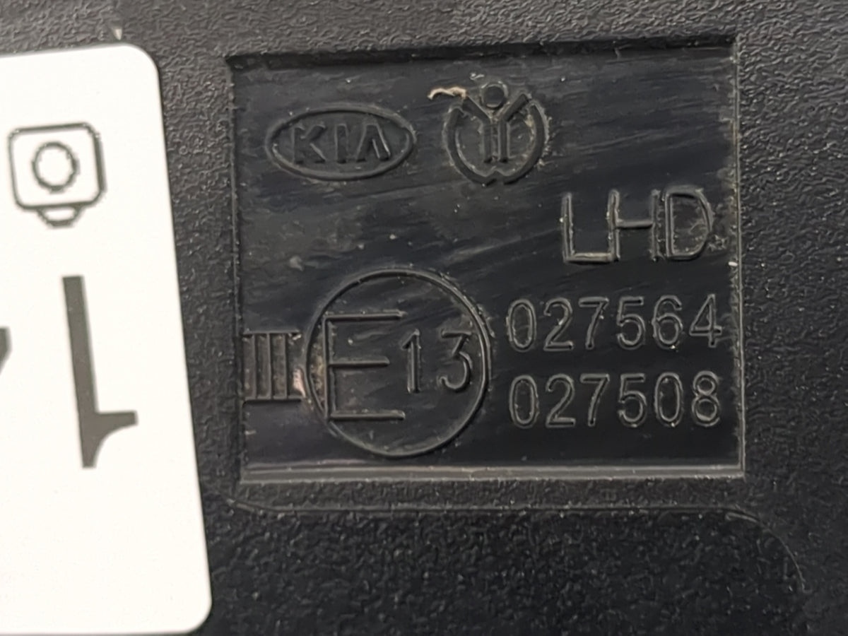 2014-2017 Kia Rio Driver Side View Mirror - Left Door Mirror OEM Used - Oemusedautoparts1.com