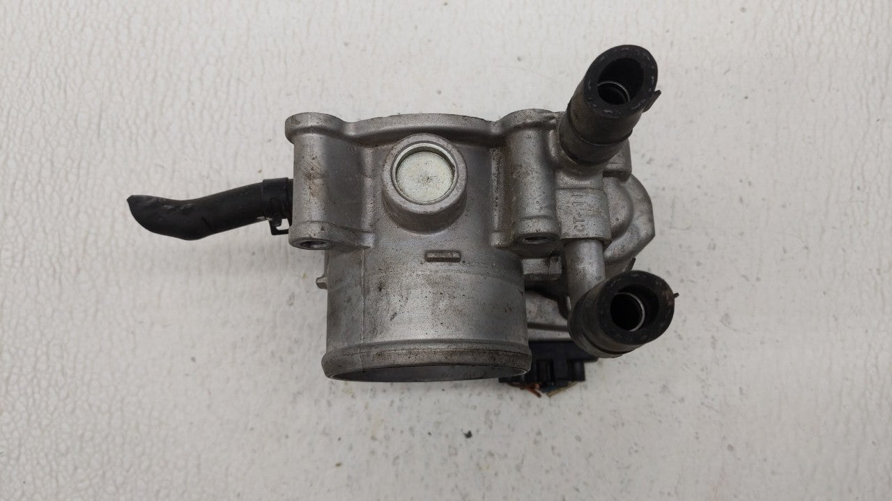 2012-2019 Kia Rio Throttle Body P/N:5302-1S02 35100-2B300 Fits Fits 2012 2013 2014 2015 2016 2017 2018 2019 OEM Used Auto Pa