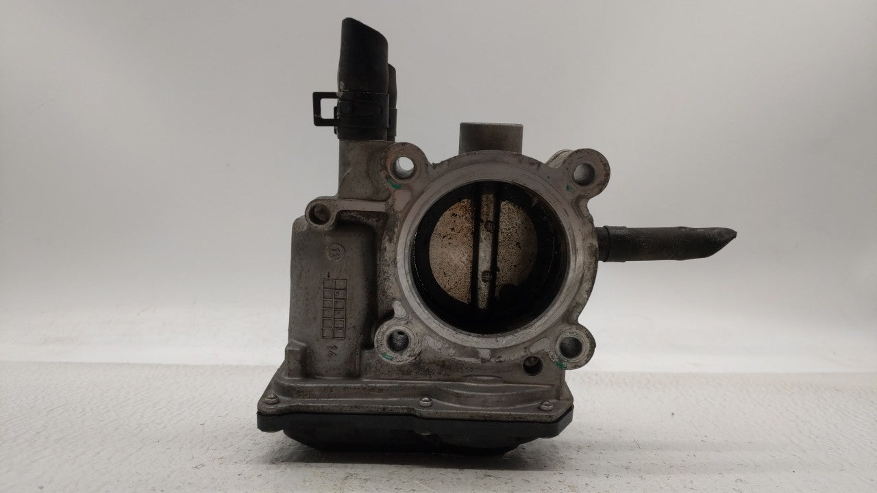2012-2019 Kia Rio Throttle Body P/N:5302-1S02 35100-2B300 Fits Fits 2012 2013 2014 2015 2016 2017 2018 2019 OEM Used Auto Pa