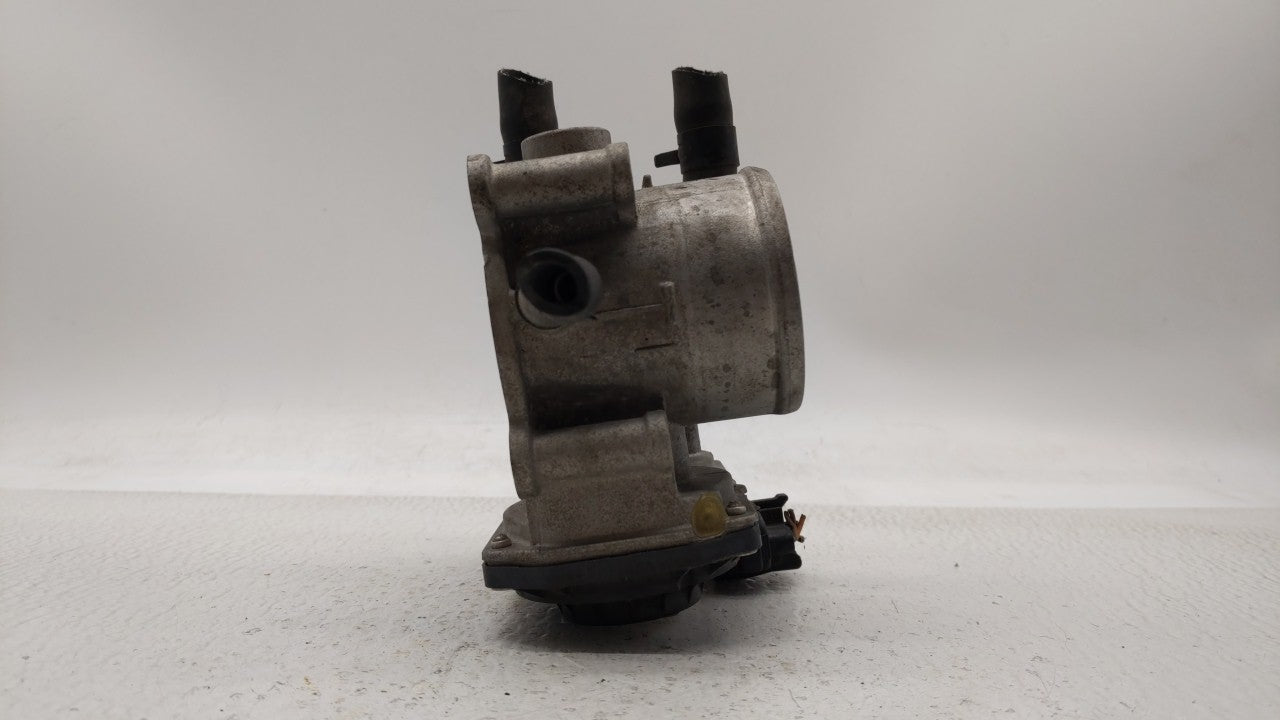 2012-2019 Kia Rio Throttle Body P/N:5302-1S02 35100-2B300 Fits Fits 2012 2013 2014 2015 2016 2017 2018 2019 OEM Used Auto Pa