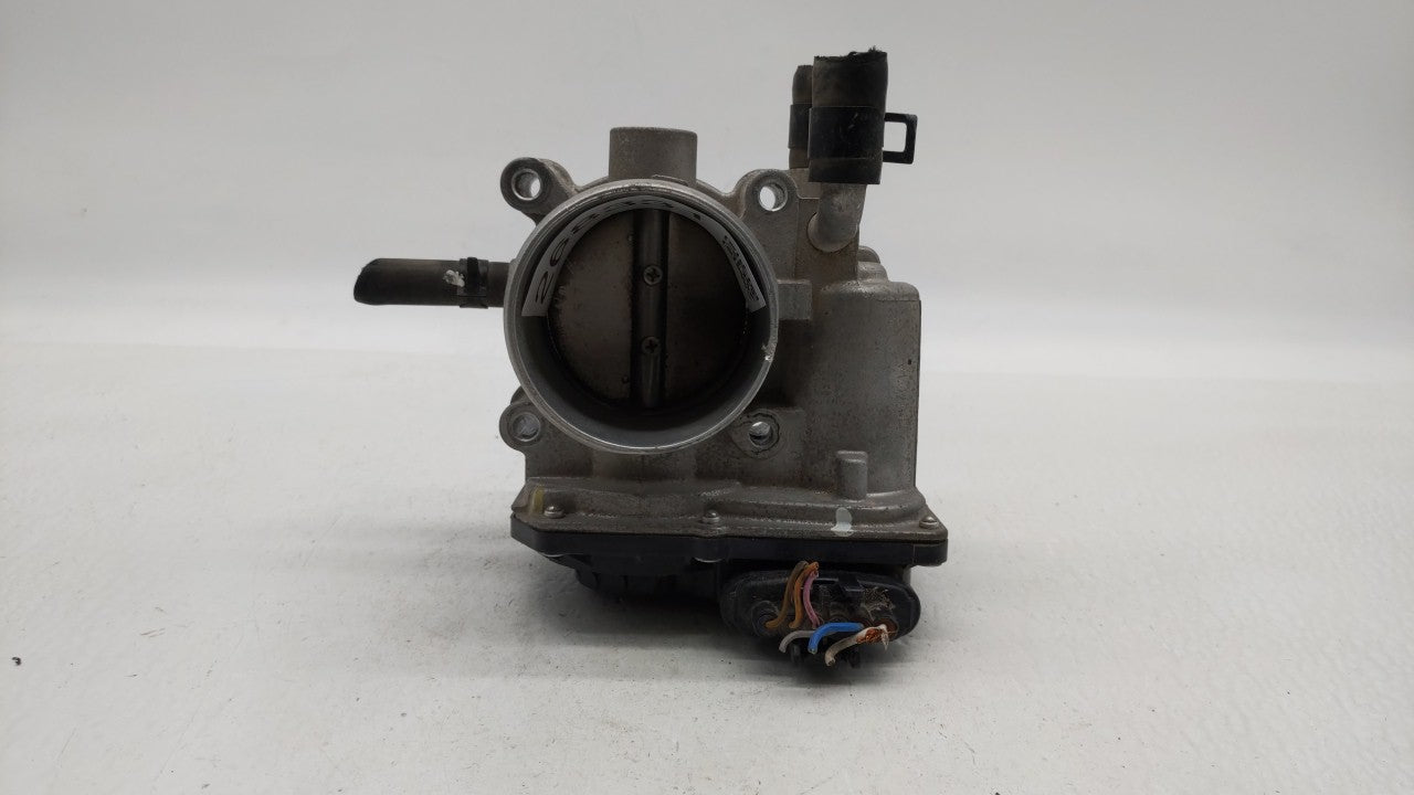 2012-2019 Kia Rio Throttle Body P/N:5302-1S02 35100-2B300 Fits Fits 2012 2013 2014 2015 2016 2017 2018 2019 OEM Used Auto Pa
