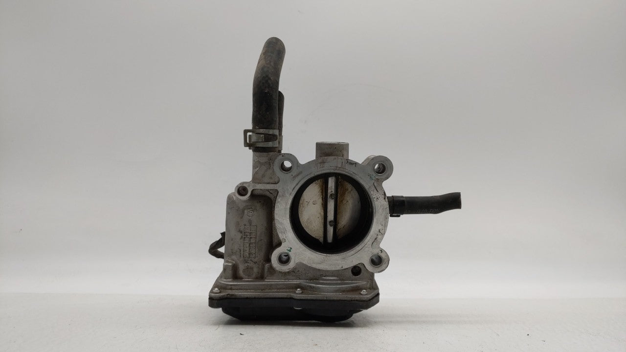 2012-2019 Kia Rio Throttle Body P/N:5302-1S02 35100-2B300 Fits Fits 2012 2013 2014 2015 2016 2017 2018 2019 OEM Used Auto Pa