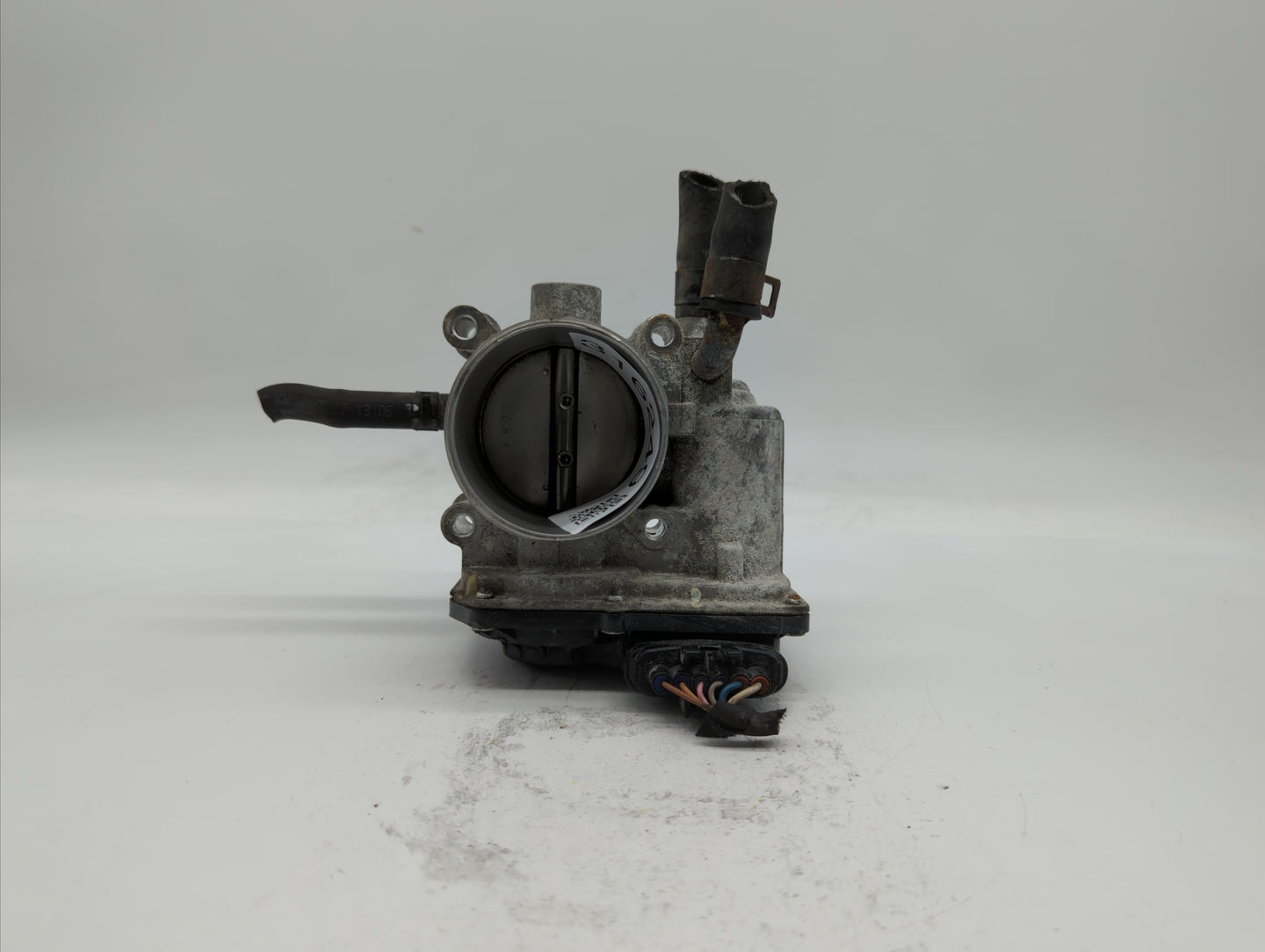 2012-2019 Kia Rio Throttle Body P/N:35100-2B310 5302-1S02, 35100-2B300 Fits Fits 2012 2013 2014 2015 2016 2017 2018 2019 OEM