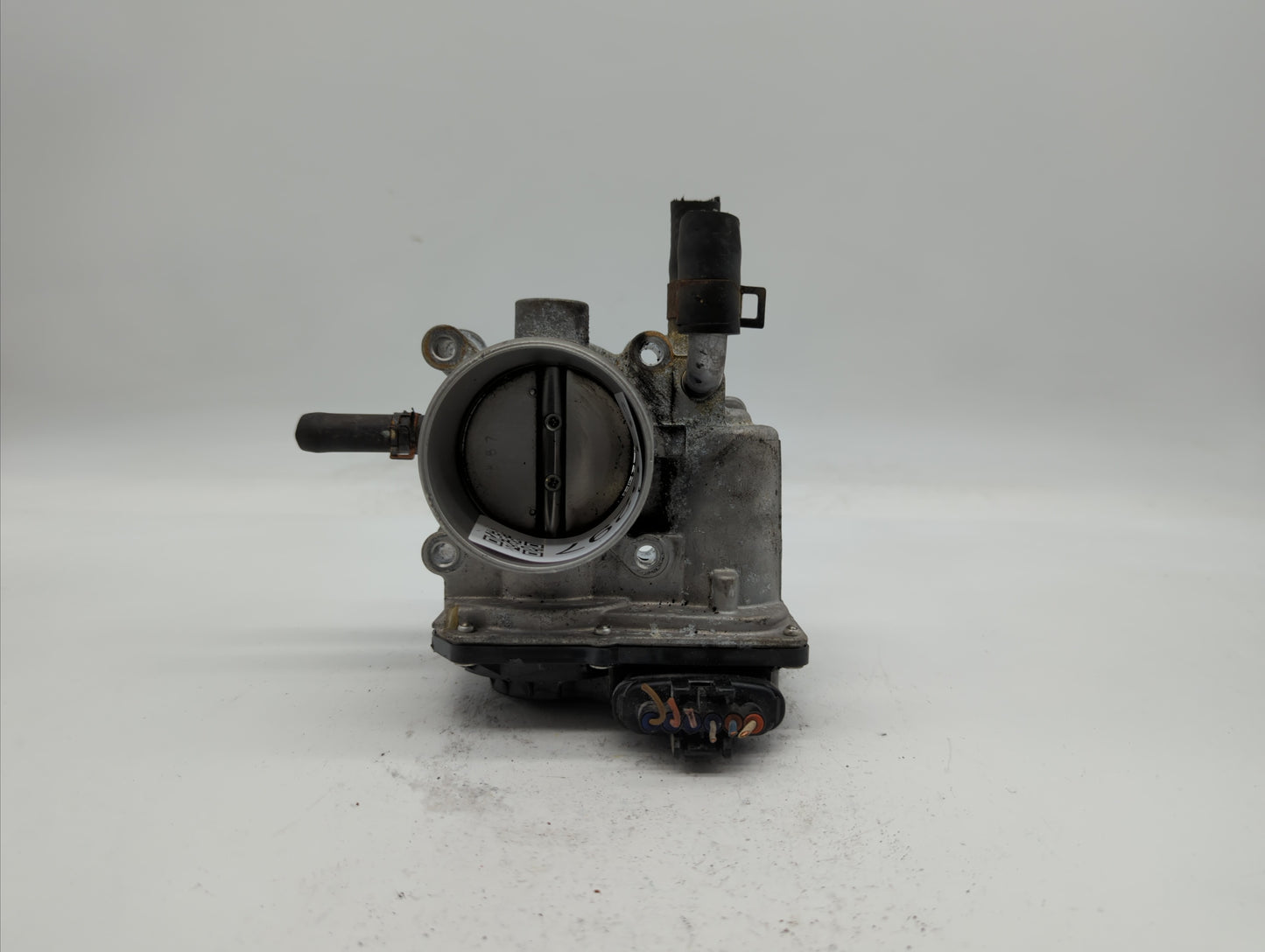 2012-2019 Kia Rio Throttle Body P/N:35100-2B310 5302-1S02, 35100-2B300 Fits Fits 2012 2013 2014 2015 2016 2017 2018 2019 OEM