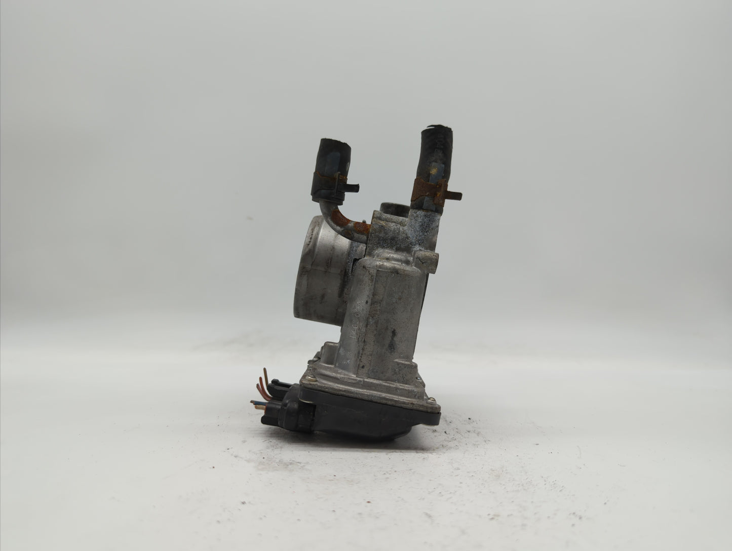 2012-2019 Kia Rio Throttle Body P/N:35100-2B310 5302-1S02, 35100-2B300 Fits Fits 2012 2013 2014 2015 2016 2017 2018 2019 OEM