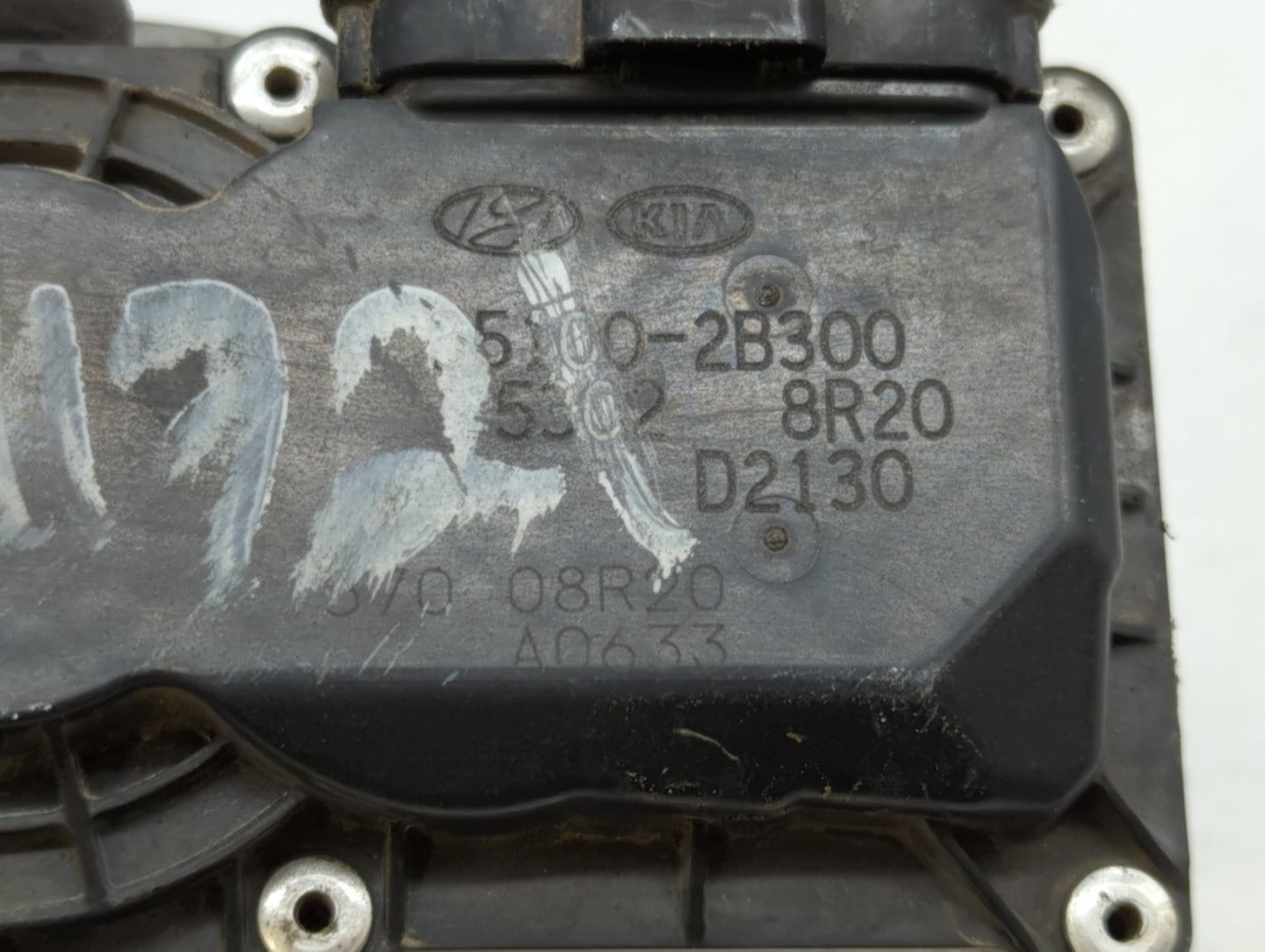 2012-2019 Kia Rio Throttle Body P/N:35100-2B300 Fits Fits 2012 2013 2014 2015 2016 2017 2018 2019 OEM Used Auto Parts - Oemu