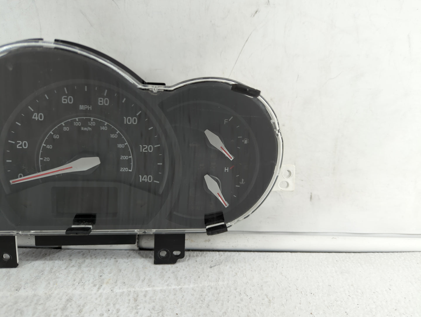 2012-2015 Kia Rio Instrument Cluster Speedometer Gauges P/N:94022-1W114 94022-1W118, 94012-1W008 Fits Fits 2012 2013 2014 20