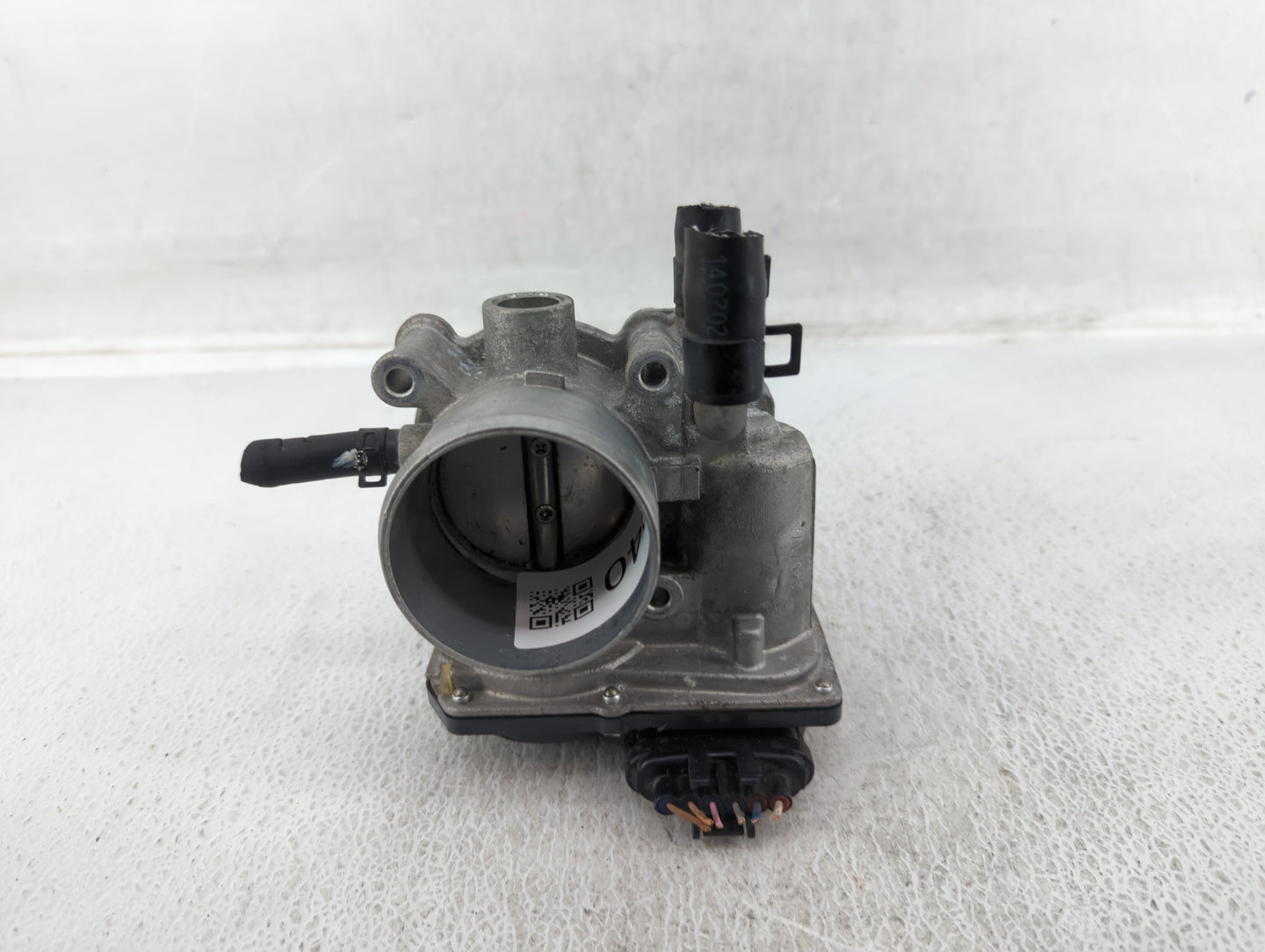 2012-2019 Kia Rio Throttle Body P/N:35100-2B300 Fits Fits 2012 2013 2014 2015 2016 2017 2018 2019 OEM Used Auto Parts - Oemu
