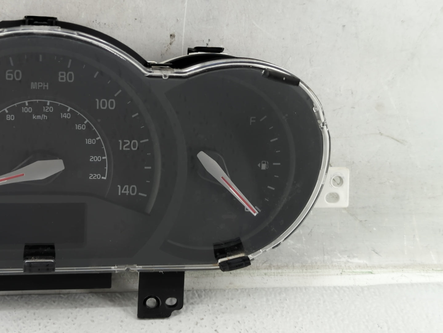 2012-2015 Kia Rio Instrument Cluster Speedometer Gauges P/N:94022-1W114 94022-1W118 Miles: Fits Fits 2012 2013 2014 2015 OEM