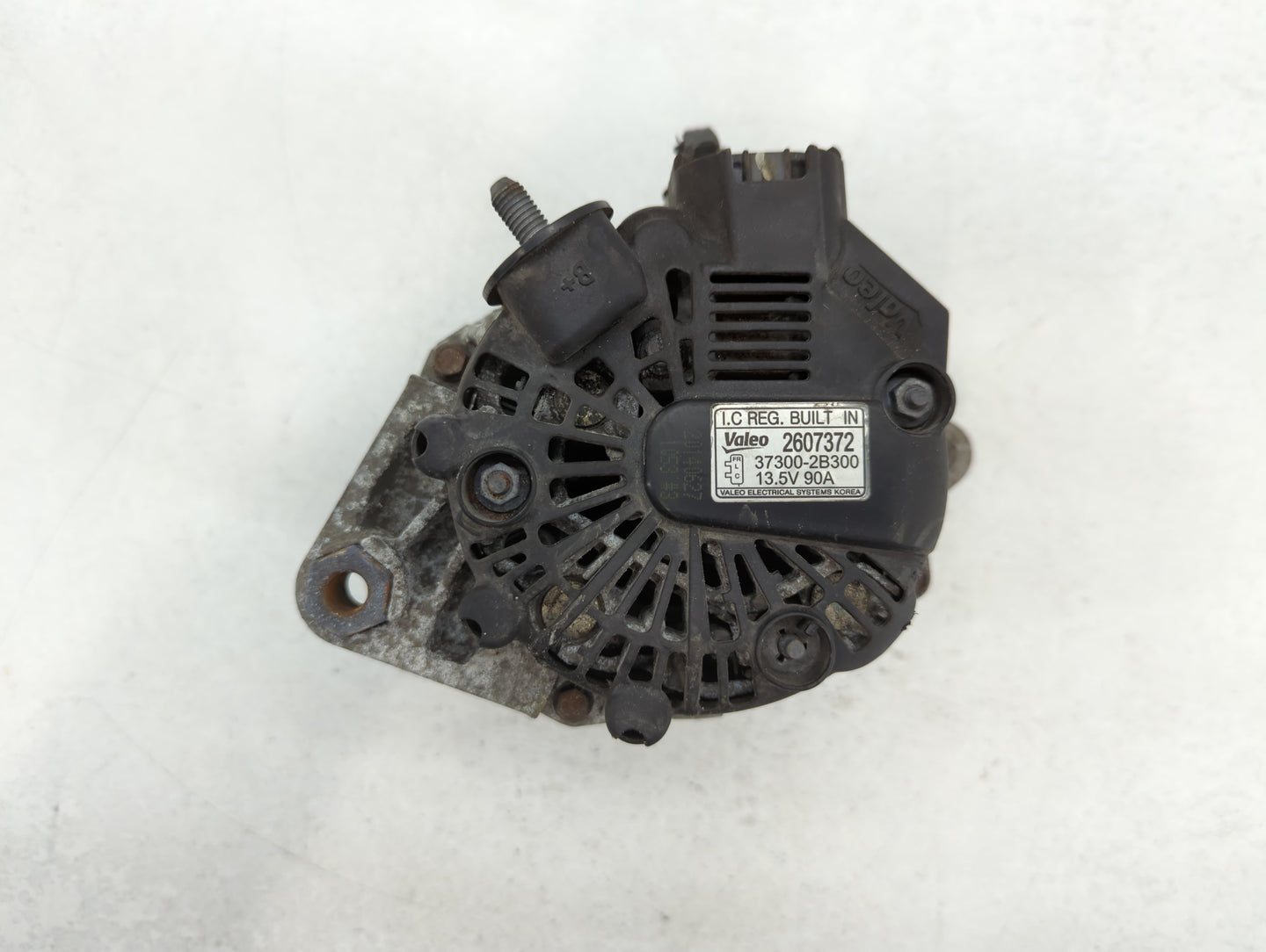 2012-2016 Kia Rio Alternator Replacement Generator Charging Assembly Engine OEM P/N:37300-2B300 2607372 Fits OEM Used Auto P