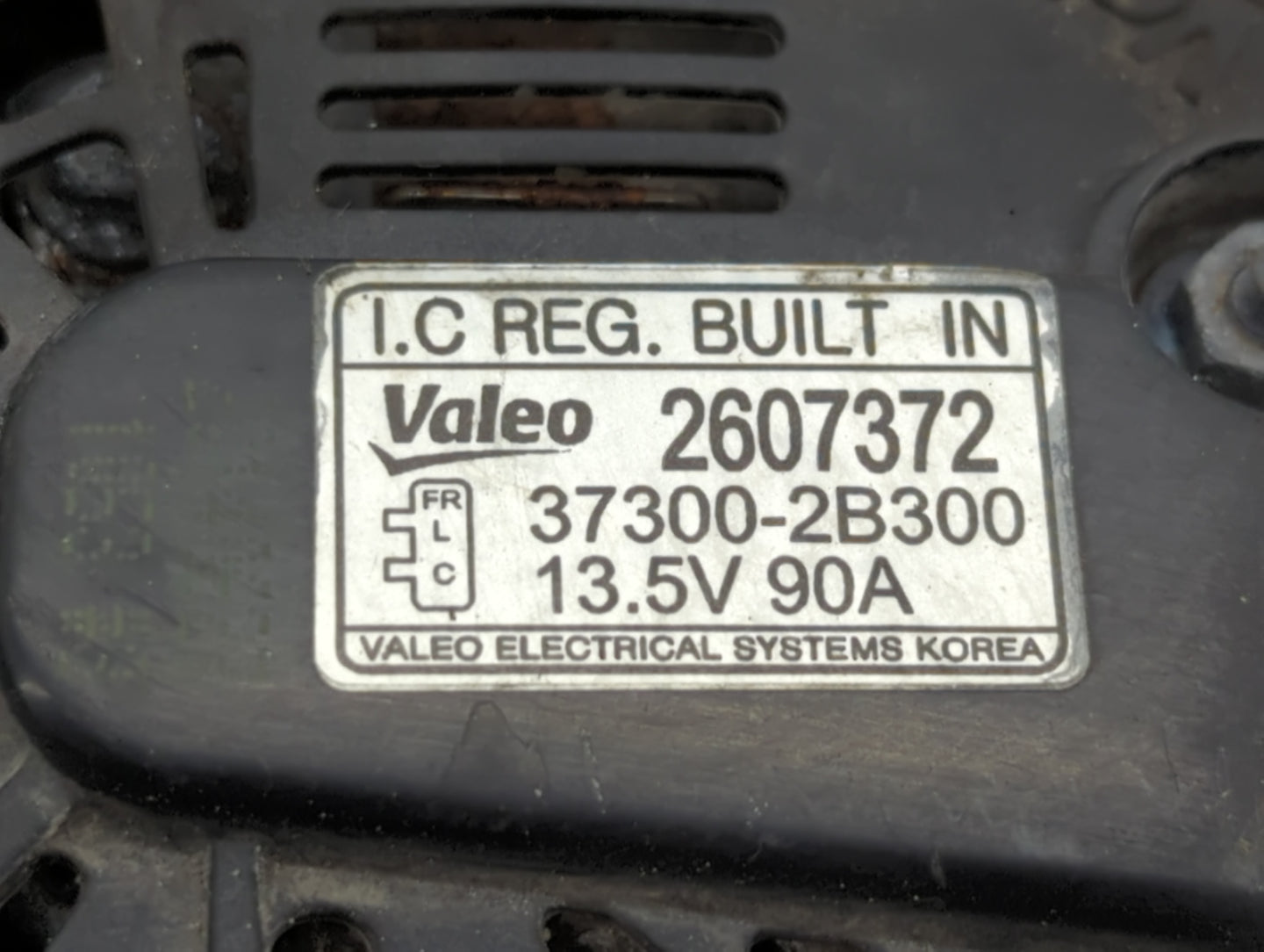 2012-2016 Kia Rio Alternator Replacement Generator Charging Assembly Engine OEM P/N:37300-2B300 2607372 Fits OEM Used Auto P