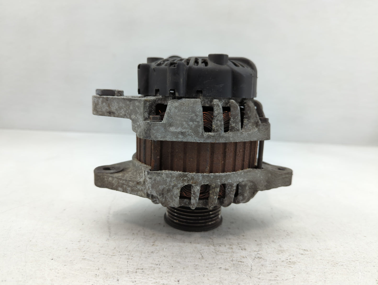 2012-2016 Kia Rio Alternator Replacement Generator Charging Assembly Engine OEM P/N:37300-2B300 2607372 Fits OEM Used Auto P