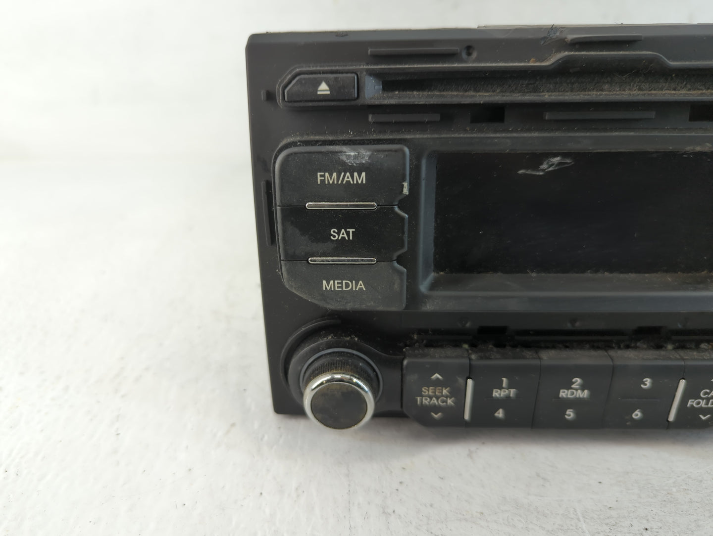 2012-2015 Kia Rio Am Fm Cd Player Radio Receiver - Oemusedautoparts1.com