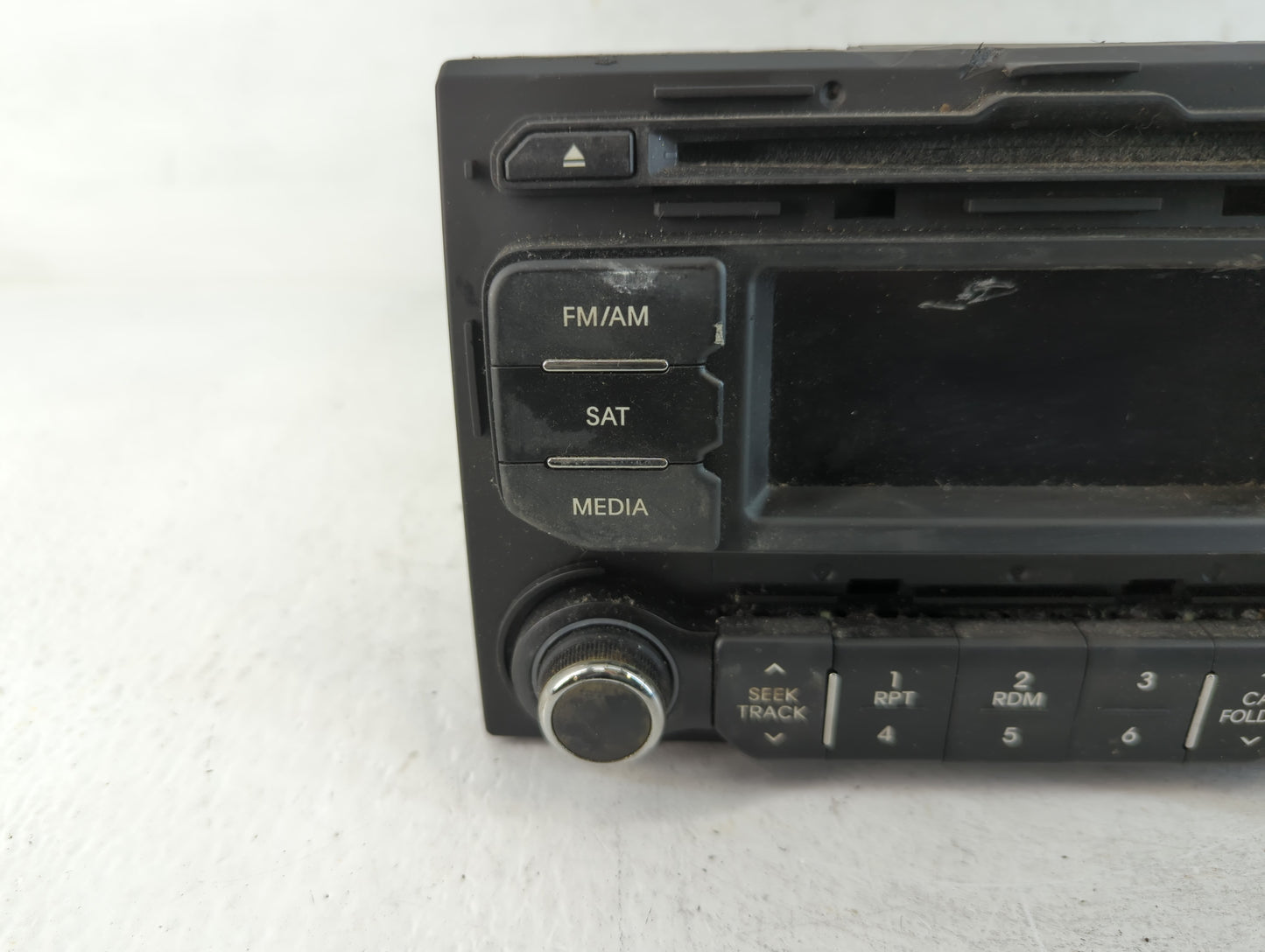 2012-2015 Kia Rio Am Fm Cd Player Radio Receiver - Oemusedautoparts1.com