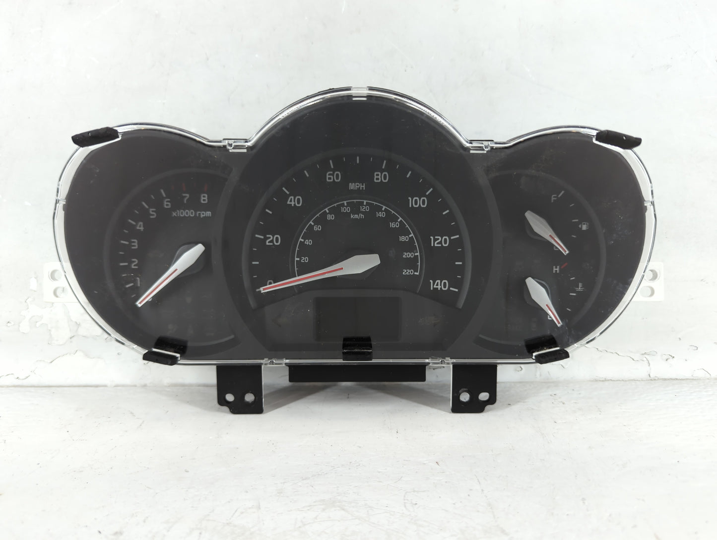 2014-2015 Kia Rio Instrument Cluster Speedometer Gauges P/N:94022-1W118 Fits Fits 2014 2015 OEM Used Auto Parts - Oemusedaut