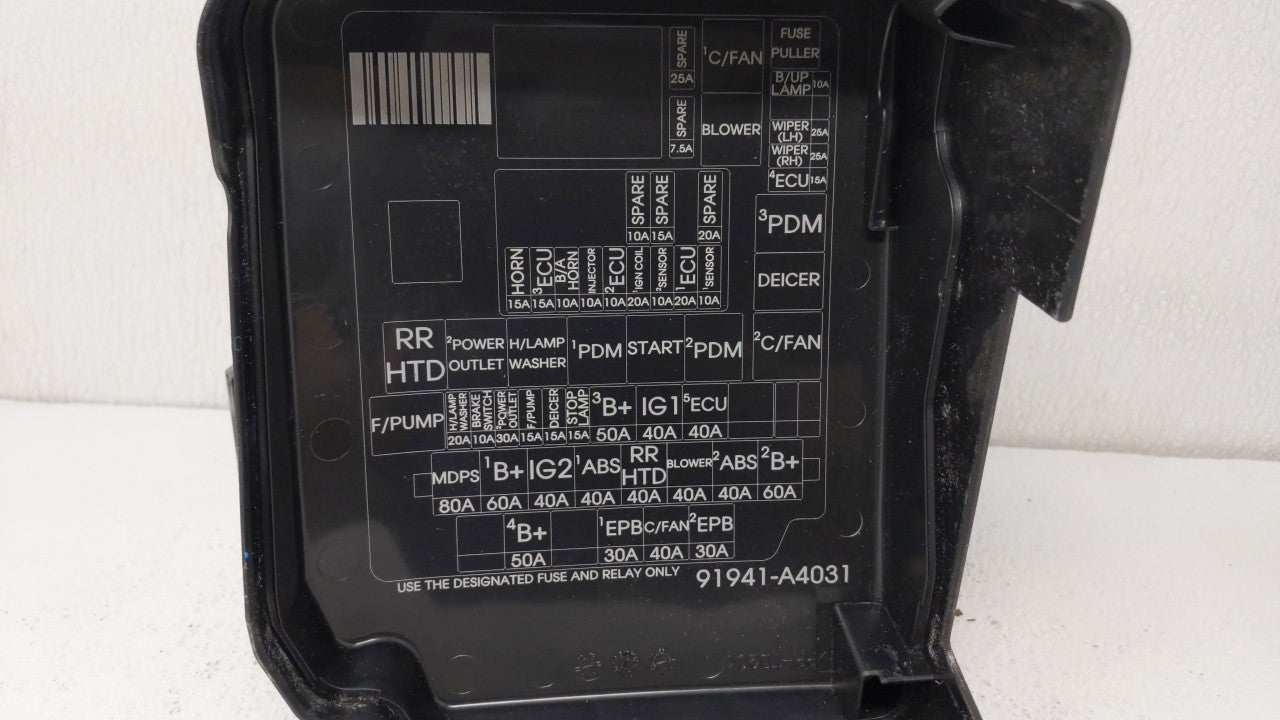 2014-2015 Kia Rondo Fusebox Fuse Box Panel Relay Module P/N:91941-A4031 Fits Fits 2014 2015 OEM Used Auto Parts - Oemusedaut