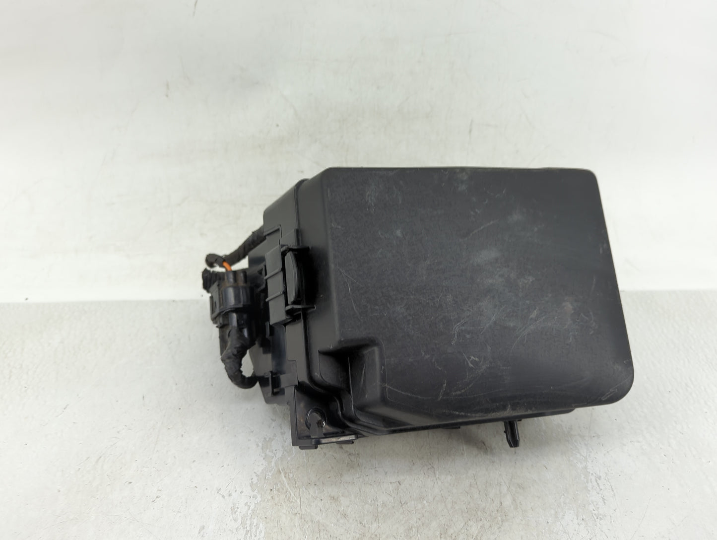 2014-2015 Kia Rondo Fusebox Fuse Box Panel Relay Module Fits Fits 2014 2015 OEM Used Auto Parts - Oemusedautoparts1.com