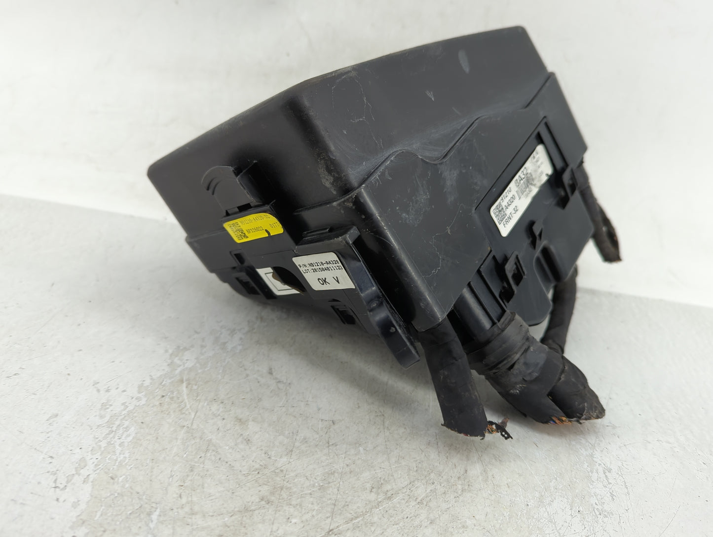 2014-2015 Kia Rondo Fusebox Fuse Box Panel Relay Module Fits Fits 2014 2015 OEM Used Auto Parts - Oemusedautoparts1.com