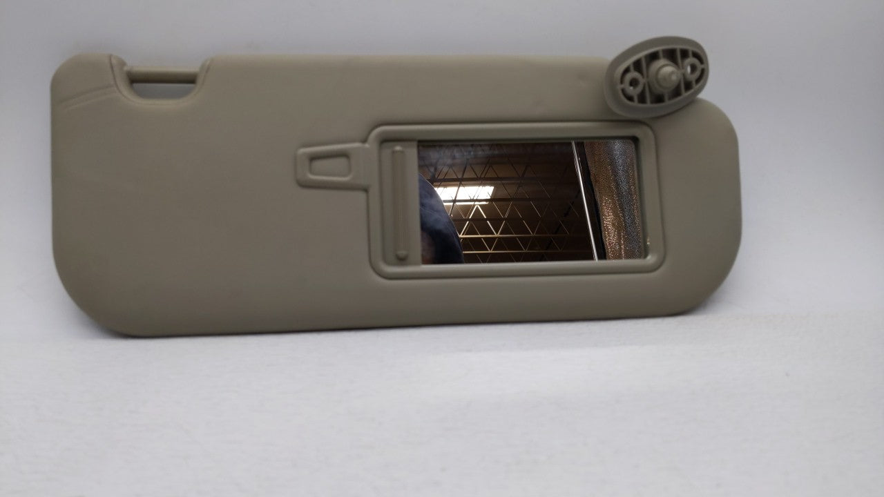 2014-2017 Kia Rondo Sun Visor Shade Replacement Passenger Right Mirror Fits Fits 2014 2015 2016 2017 OEM Used Auto Parts - O