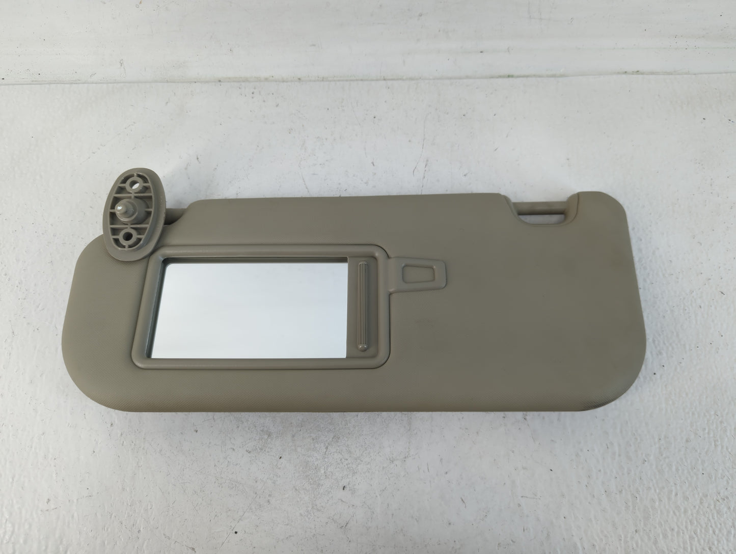2014-2017 Kia Rondo Sun Visor Shade Replacement Driver Left Mirror Fits Fits 2014 2015 2016 2017 OEM Used Auto Parts - Oemus