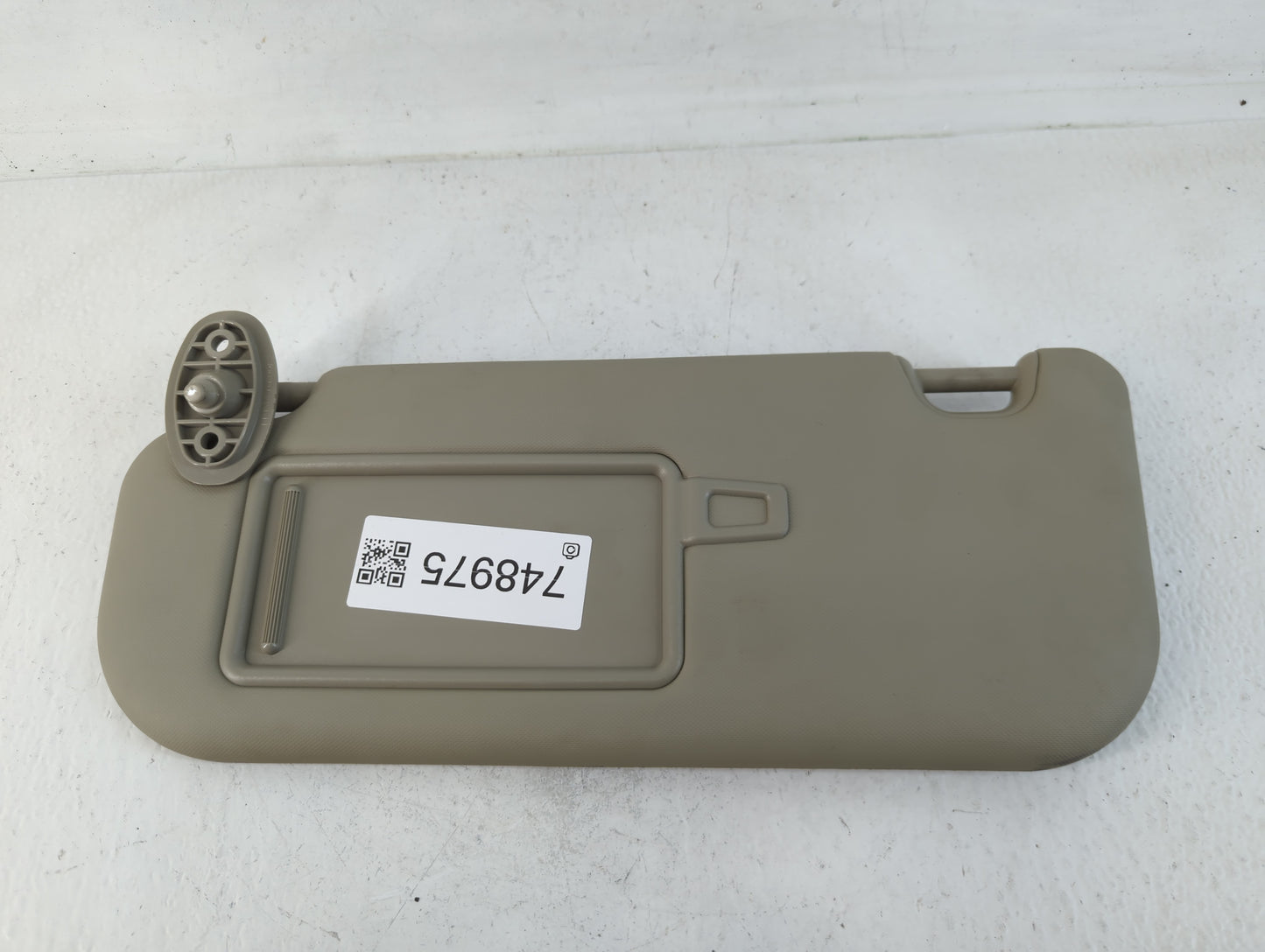 2014-2017 Kia Rondo Sun Visor Shade Replacement Driver Left Mirror Fits Fits 2014 2015 2016 2017 OEM Used Auto Parts - Oemus