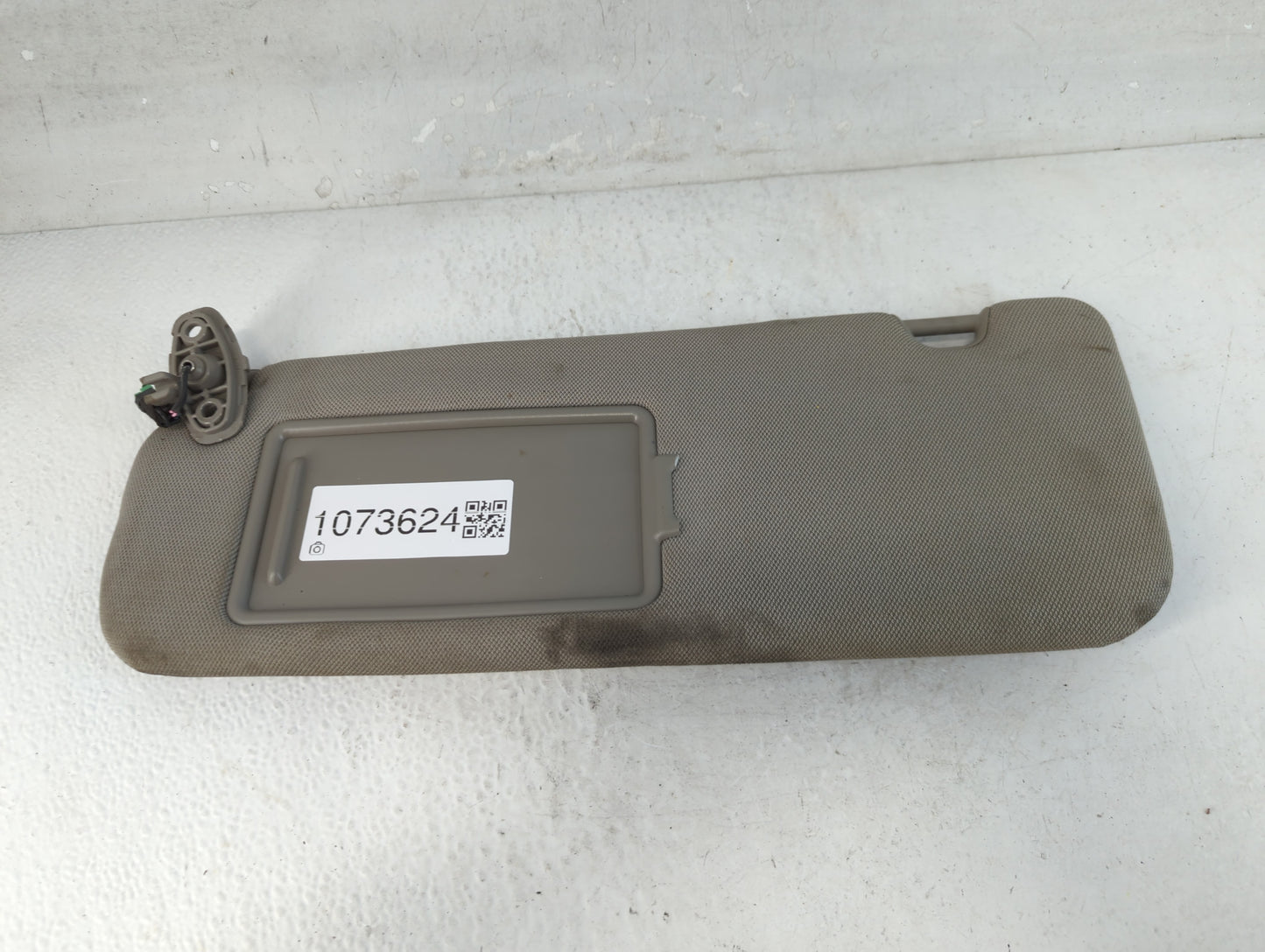 2015-2020 Kia Sedona Sun Visor Shade Replacement Driver Left Mirror Fits Fits 2015 2016 2017 2018 2019 2020 OEM Used Auto Pa