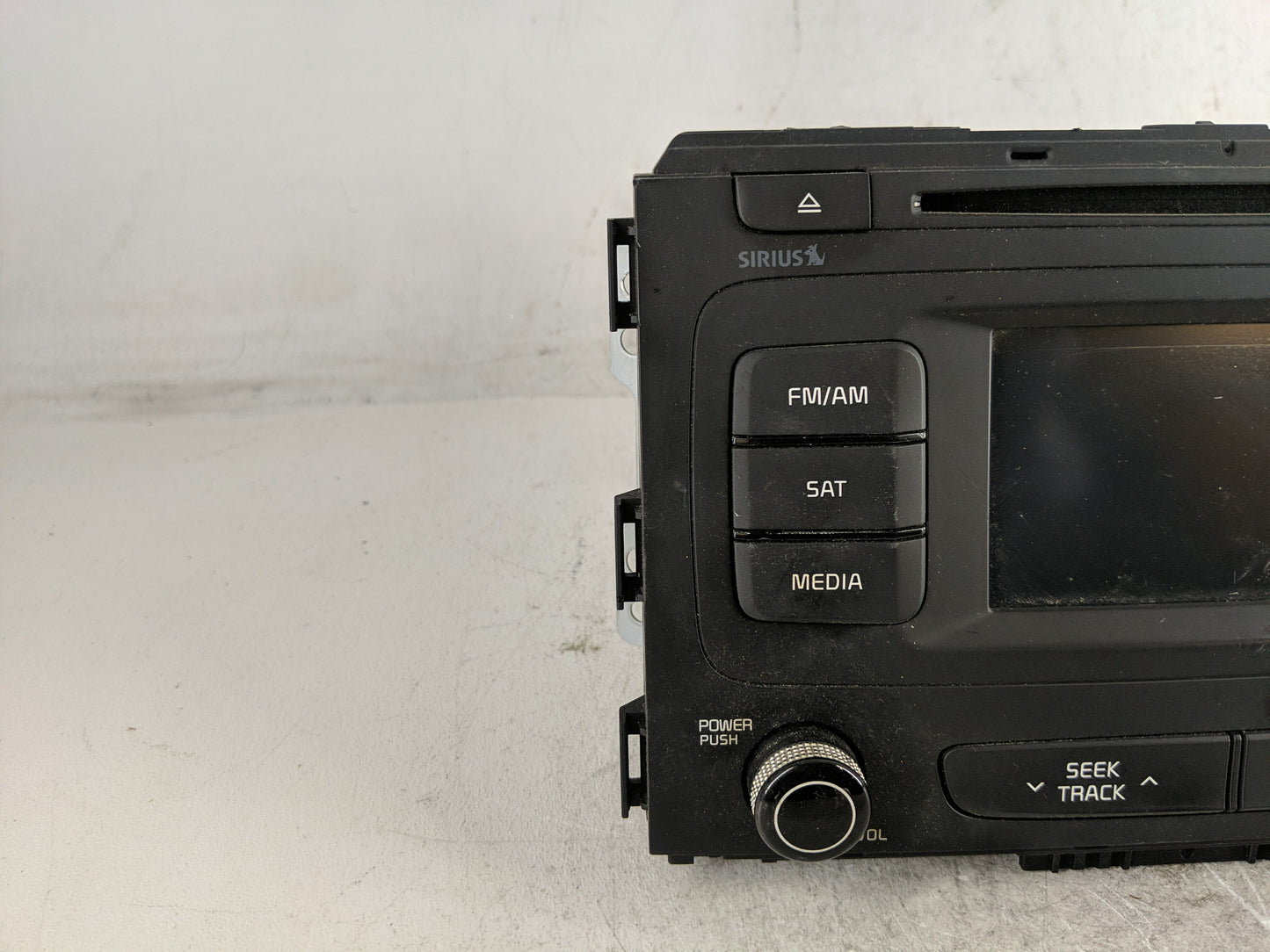 2015-2016 Kia Sedona Radio AM FM Cd Player Receiver Replacement P/N:96160-A9000WK Fits Fits 2015 2016 OEM Used Auto Parts - 