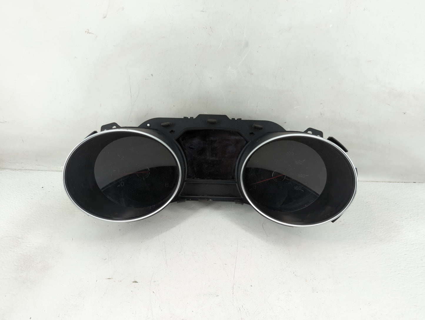 2015-2016 Kia Sedona Instrument Cluster Speedometer Gauges P/N:94017-A9110 Fits Fits 2015 2016 OEM Used Auto Parts - Oemused
