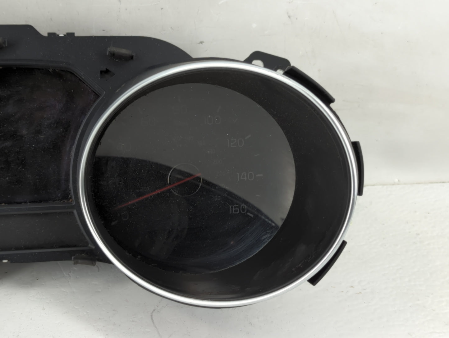 2015-2016 Kia Sedona Instrument Cluster Speedometer Gauges P/N:94017-A9110 Fits Fits 2015 2016 OEM Used Auto Parts - Oemused