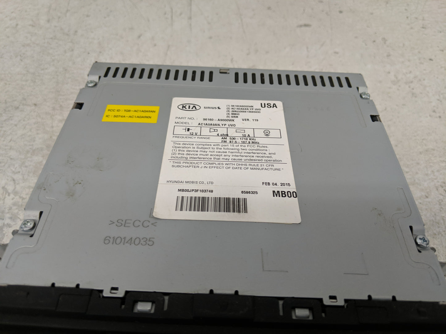 2015-2016 Kia Sedona Radio AM FM Cd Player Receiver Replacement P/N:96160-A9000WAC 96160-A9000WK Fits Fits 2015 2016 OEM Use