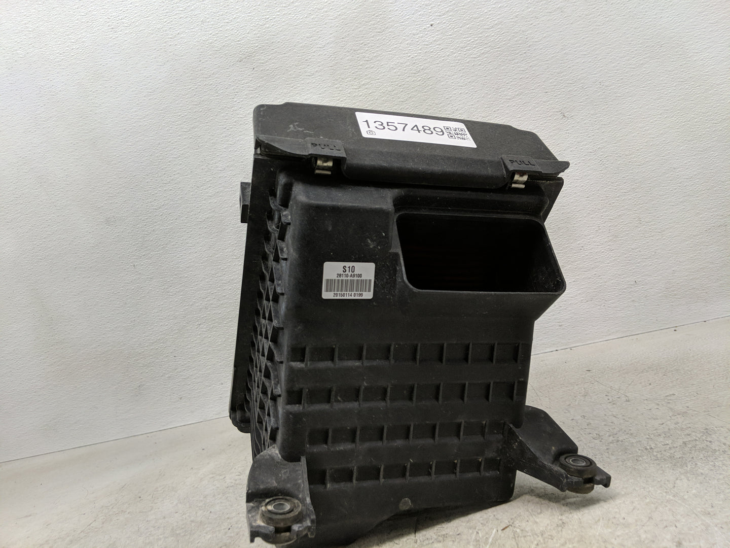 2015-2018 Kia Sedona Air Cleaner Intake-duct Hose Tube - Oemusedautoparts1.com