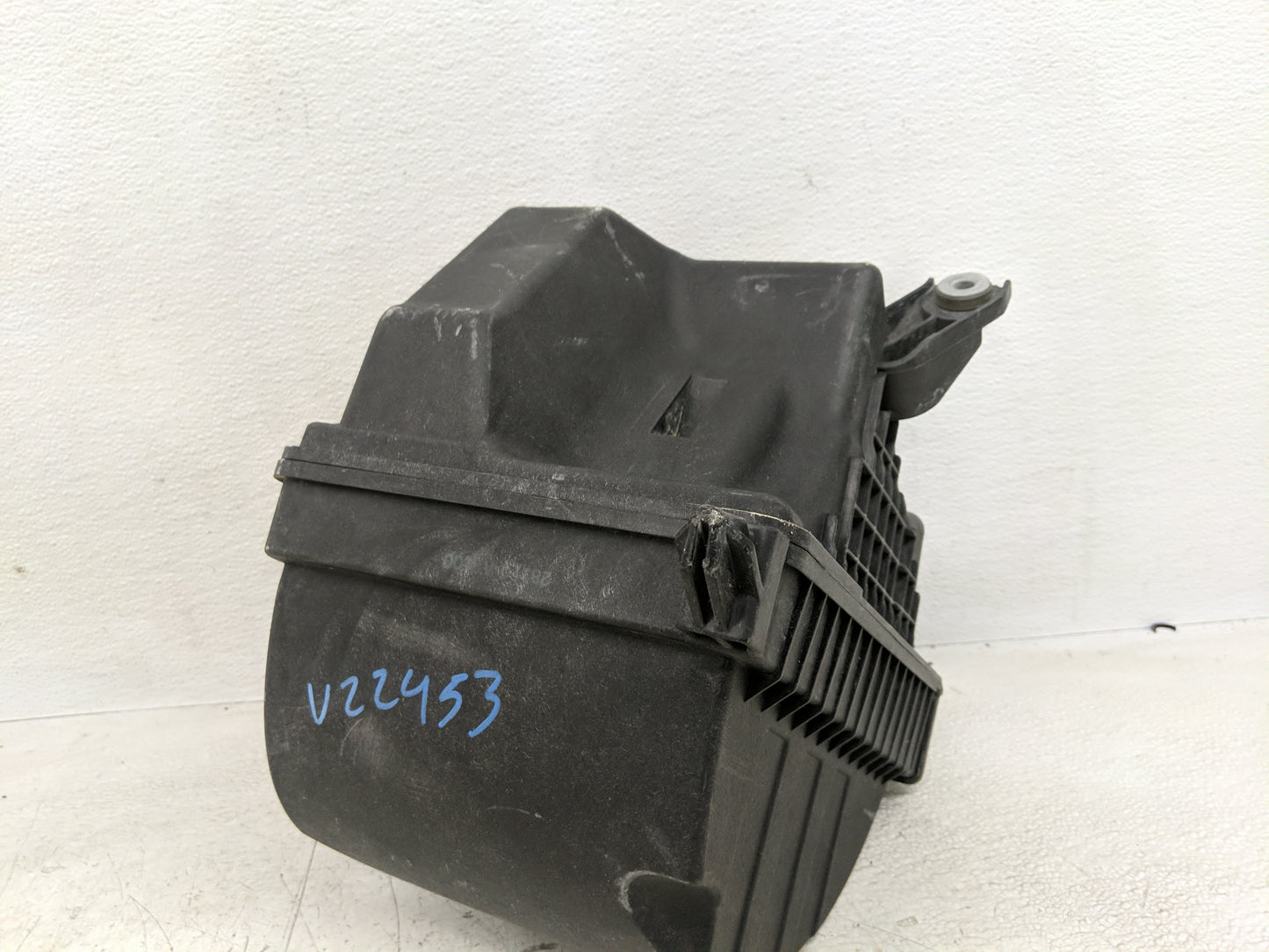 2015-2018 Kia Sedona Air Cleaner Intake-duct Hose Tube - Oemusedautoparts1.com