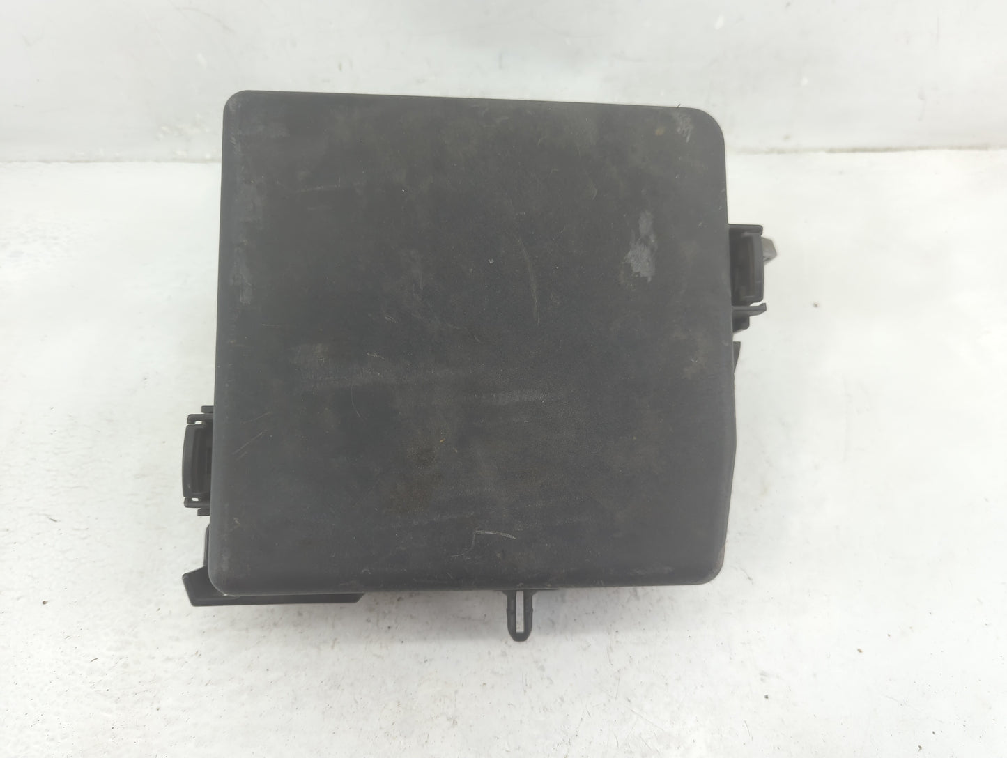 2015-2018 Kia Sedona Fusebox Fuse Box Panel Relay Module P/N:91950-A9321 91950-A9320 Fits Fits 2015 2016 2017 2018 OEM Used 