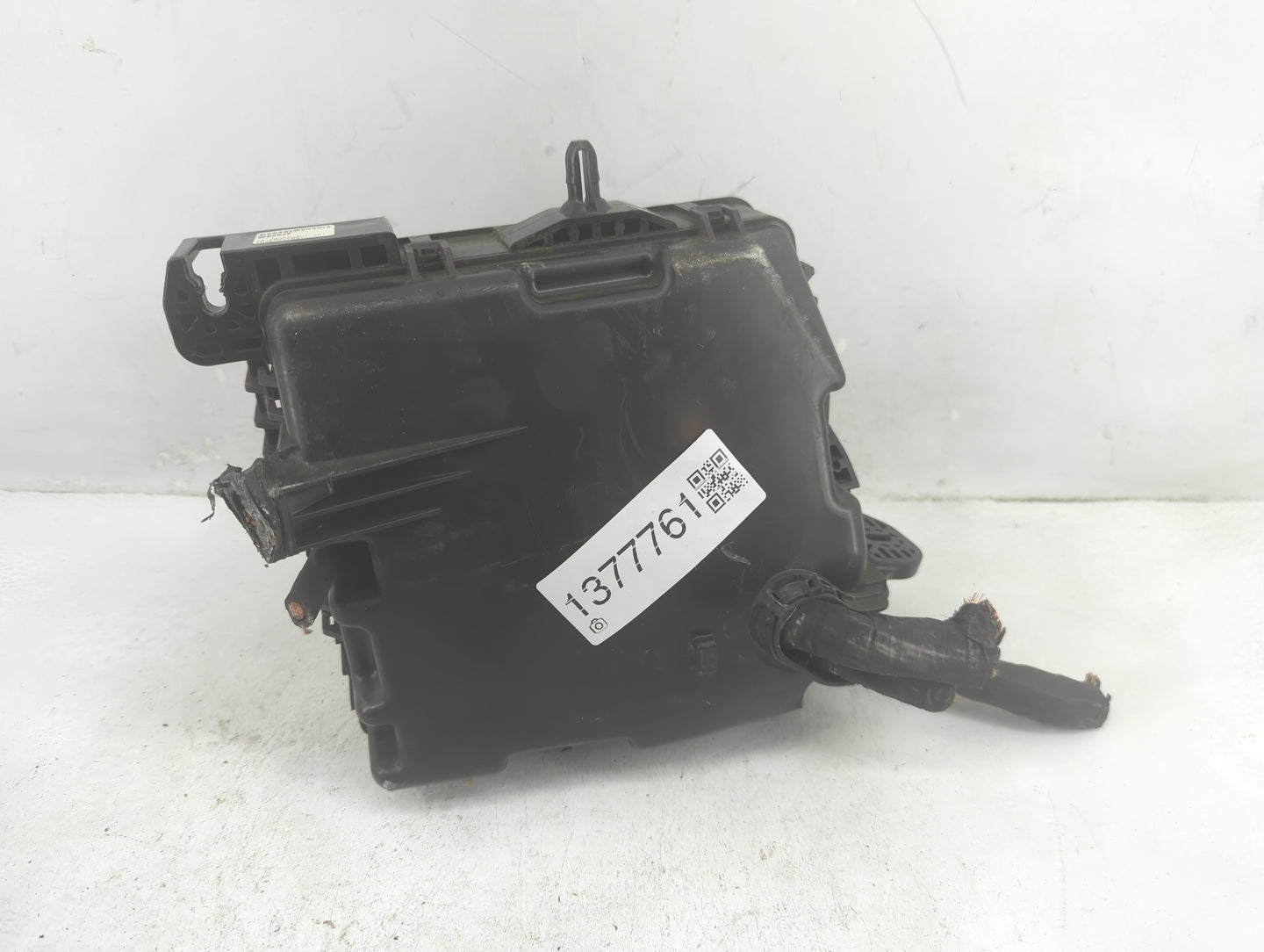 2015-2018 Kia Sedona Fusebox Fuse Box Panel Relay Module P/N:91950-A9321 91950-A9320 Fits Fits 2015 2016 2017 2018 OEM Used 