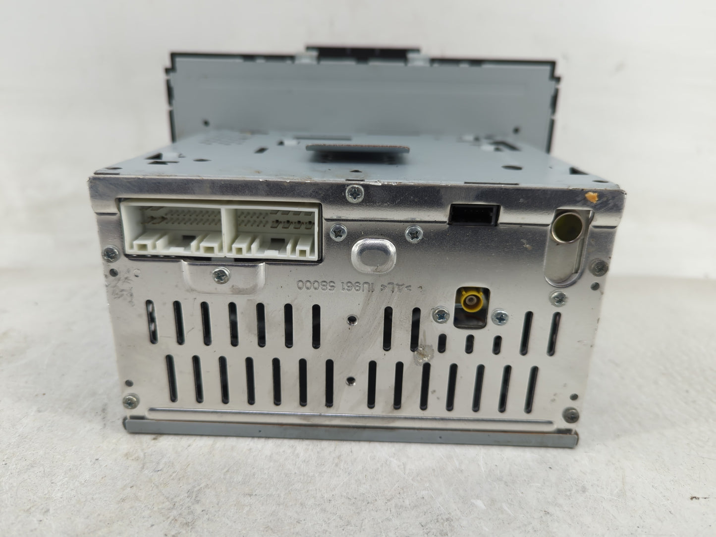 2015-2016 Kia Sedona Radio AM FM Cd Player Receiver Replacement P/N:96160-A9000WK Fits Fits 2015 2016 OEM Used Auto Parts - 