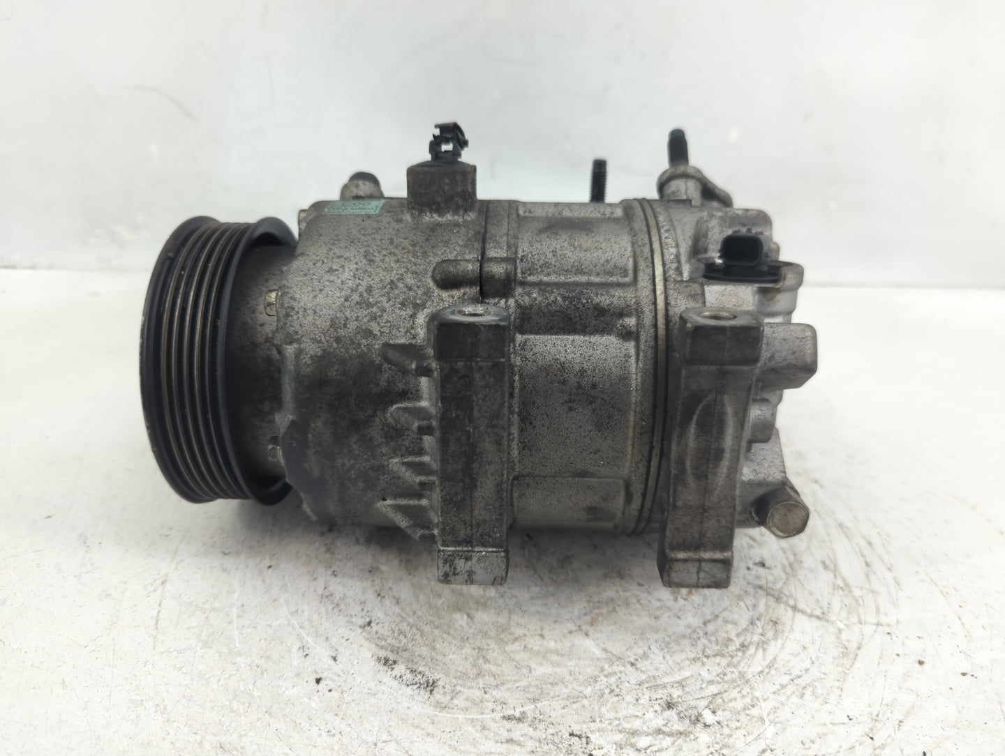 2015-2020 Kia Sedona Air Conditioning A/c Ac Compressor Oem - Oemusedautoparts1.com