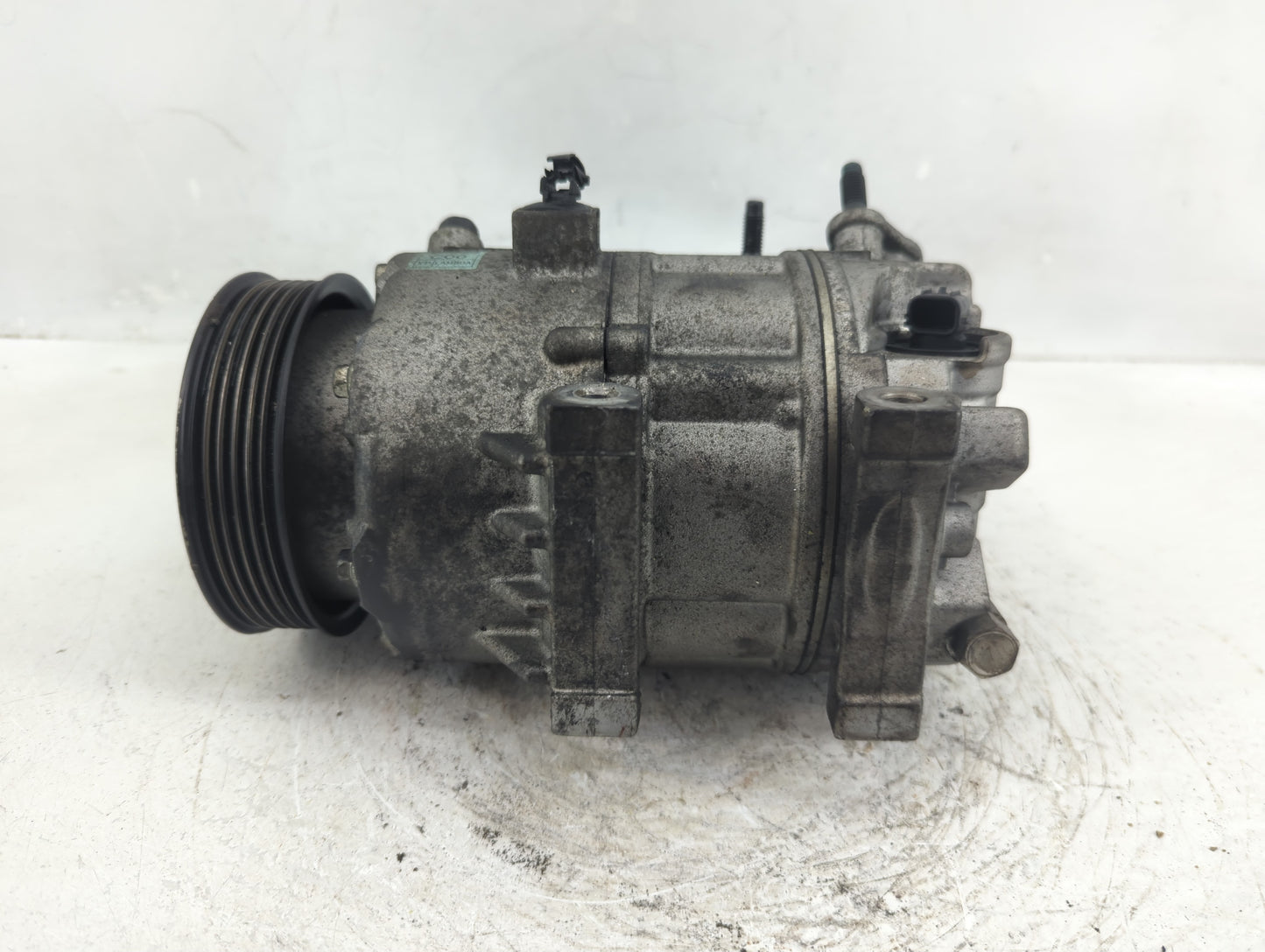 2015-2020 Kia Sedona Air Conditioning A/c Ac Compressor Oem - Oemusedautoparts1.com
