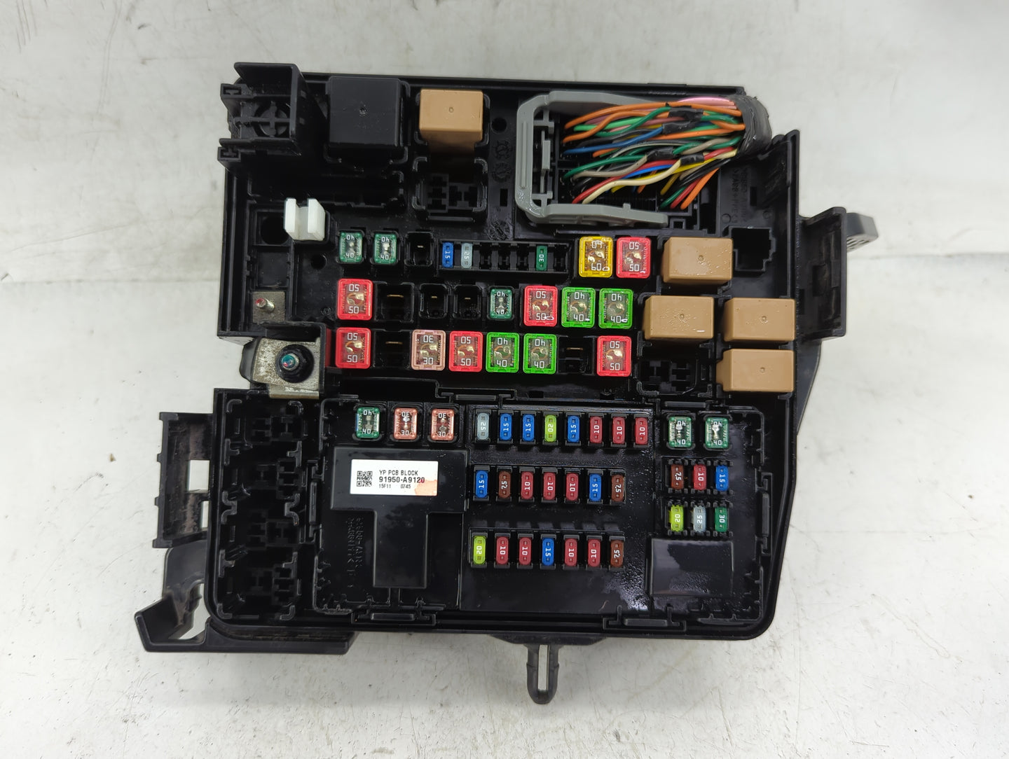 2015-2018 Kia Sedona Fusebox Fuse Box Panel Relay Module P/N:91950-A9320 Fits Fits 2015 2016 2017 2018 OEM Used Auto Parts -