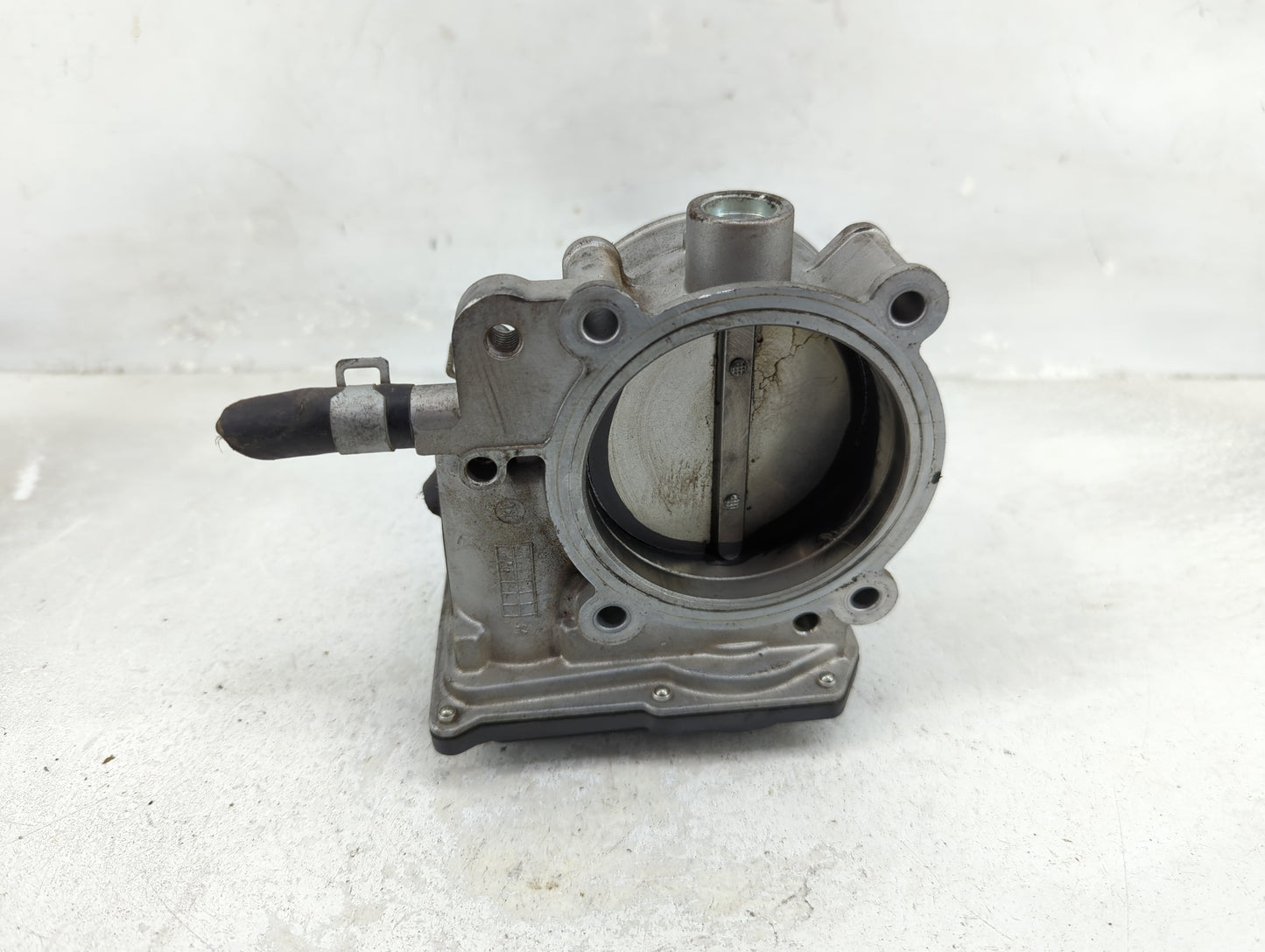 2015-2018 Kia Sedona Throttle Body P/N:35100-3CAA0 Fits Fits 2012 2013 2014 2015 2016 2017 2018 OEM Used Auto Parts - Oemuse