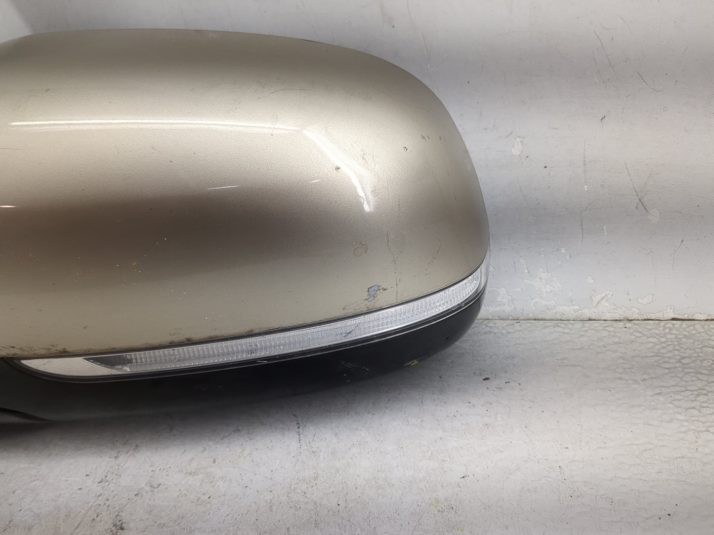 2015-2018 Kia Sedona Passenger Side View Mirror - Right Door Mirror OEM Used - Oemusedautoparts1.com