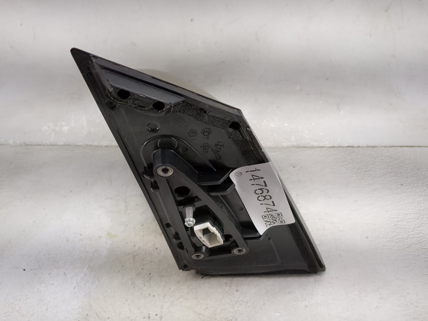 2015-2018 Kia Sedona Passenger Side View Mirror - Right Door Mirror OEM Used - Oemusedautoparts1.com