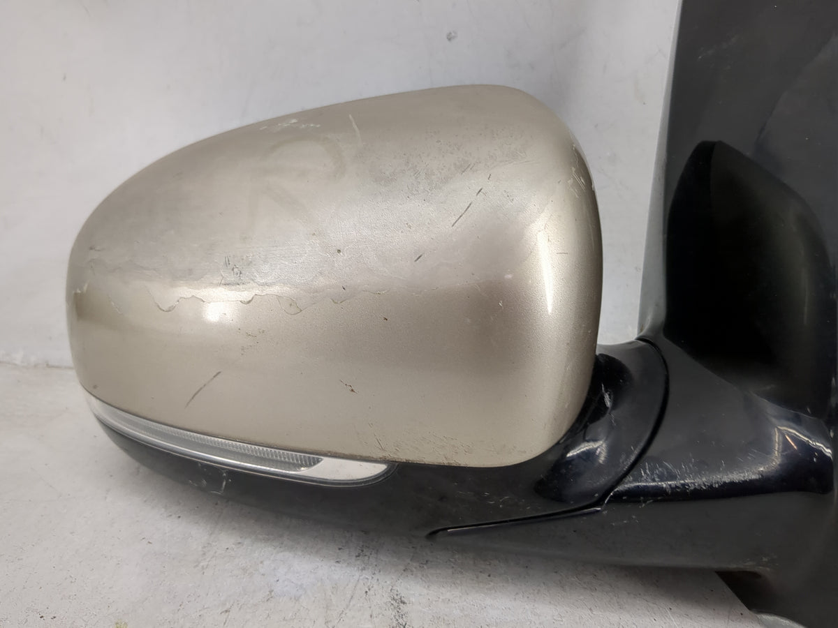 2015-2020 Kia Sedona Passenger Side View Mirror - Right Door Mirror OEM Used - Oemusedautoparts1.com