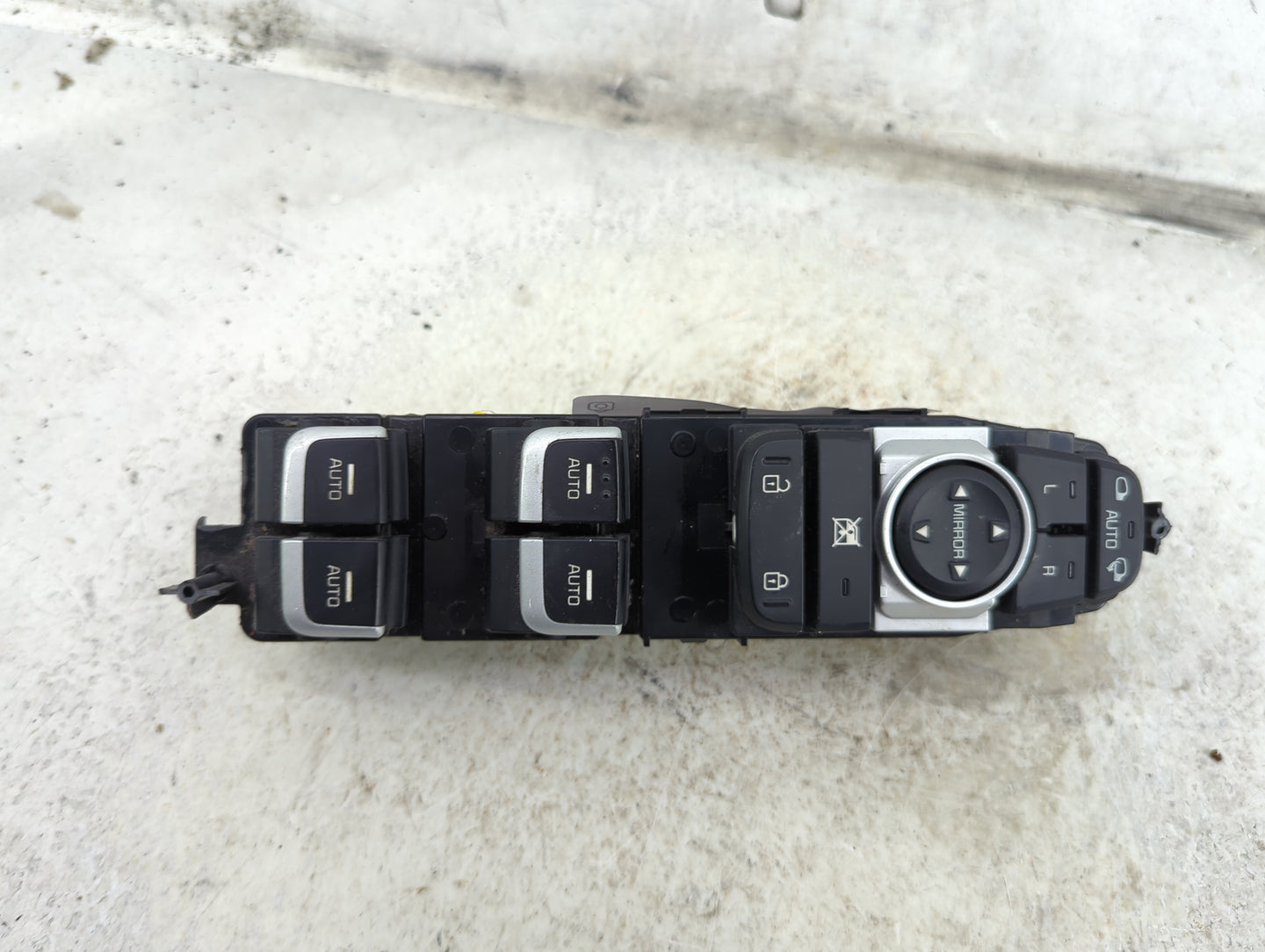 2015 Kia Sedona Master Power Window Switch Replacement Driver Side Left P/N:93570-A9410DG1 Fits OEM Used Auto Parts - Oemuse
