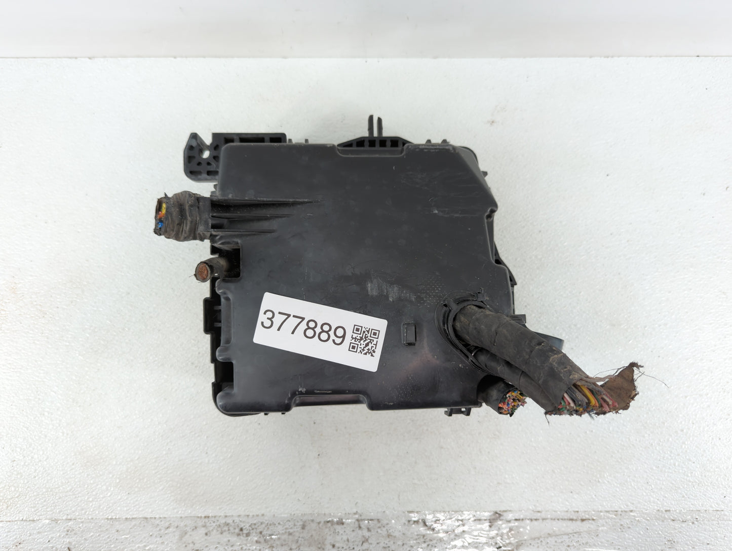 2015-2018 Kia Sedona Fusebox Fuse Box Panel Relay Module P/N:91223-A9210 91222-A9181, 91950-A9120 Fits Fits 2015 2016 2017 2