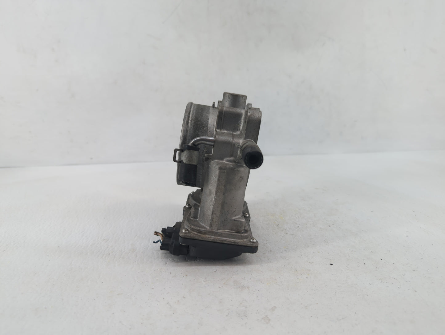 2015-2018 Kia Sedona Throttle Body P/N:5312 7S14 5310 4P18, 35100-3CAA0 Fits Fits 2012 2013 2014 2015 2016 2017 2018 OEM Use