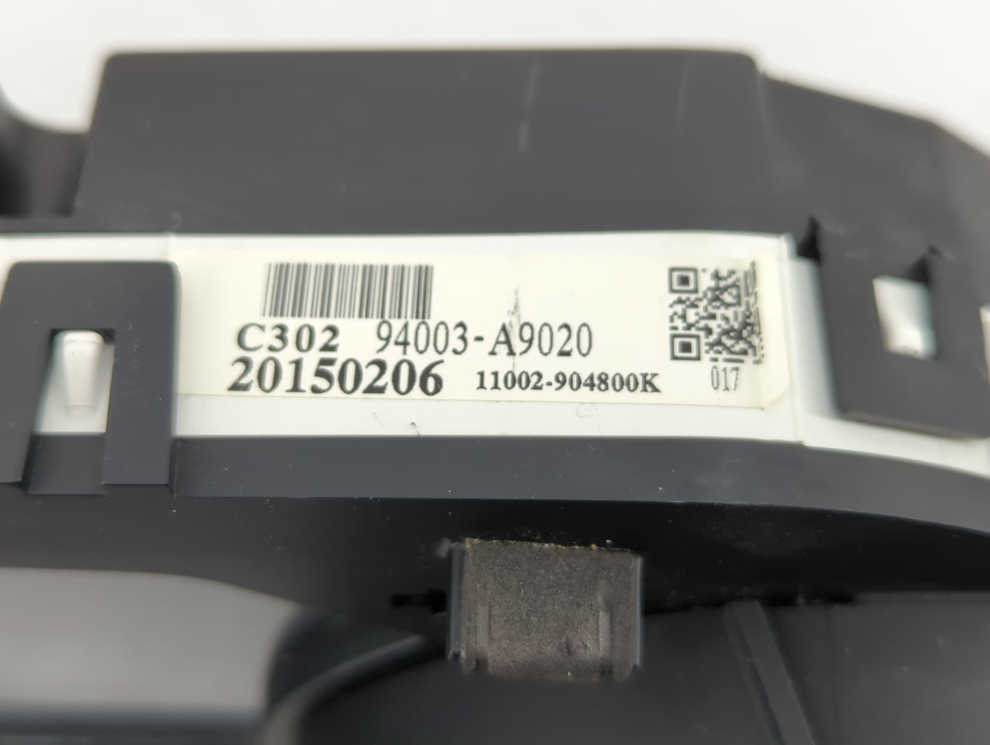 2015-2016 Kia Sedona Instrument Cluster Speedometer Gauges P/N:94003-A9020 Fits Fits 2015 2016 OEM Used Auto Parts - Oemused