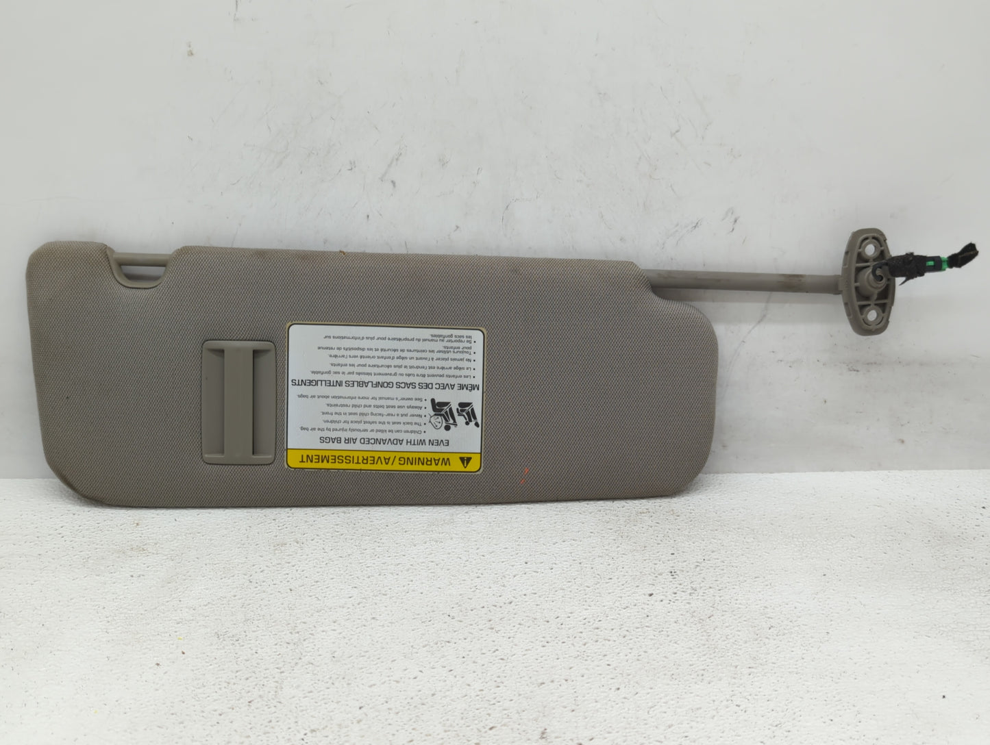 2015-2020 Kia Sedona Sun Visor Shade Replacement Driver Left Mirror Fits Fits 2015 2016 2017 2018 2019 2020 OEM Used Auto Pa