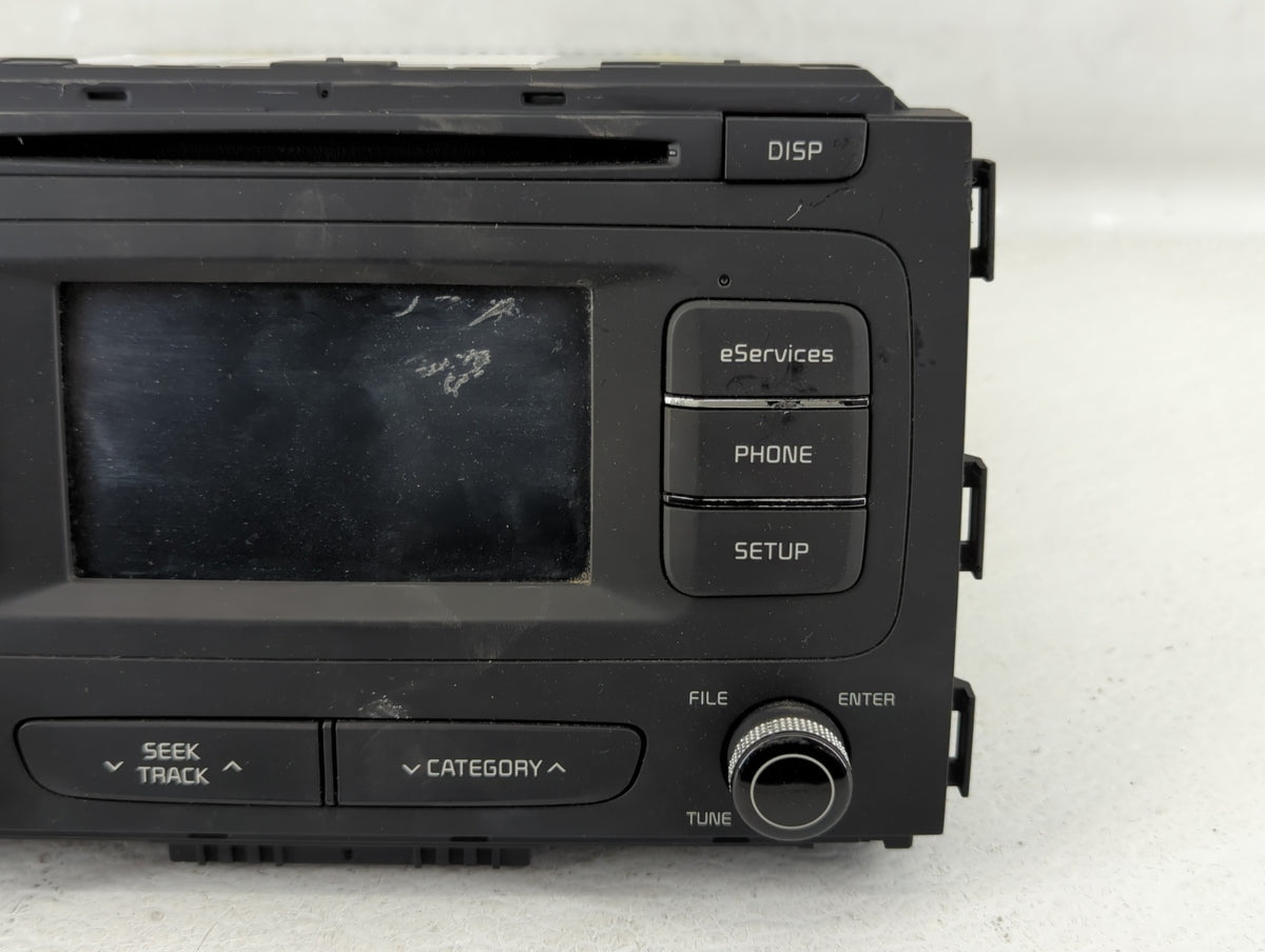 2015-2016 Kia Sedona Am Fm Cd Player Radio Receiver 549443 - Oemusedautoparts1.com