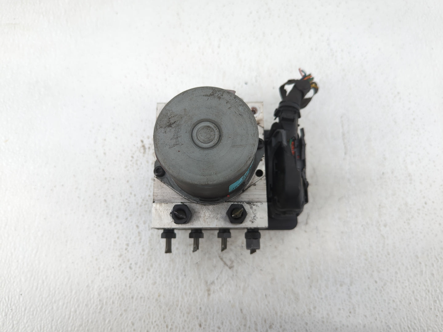 2015-2018 Kia Sedona ABS Pump Control Module Replacement P/N:58920-A9350 Fits Fits 2015 2016 2017 2018 OEM Used Auto Parts -